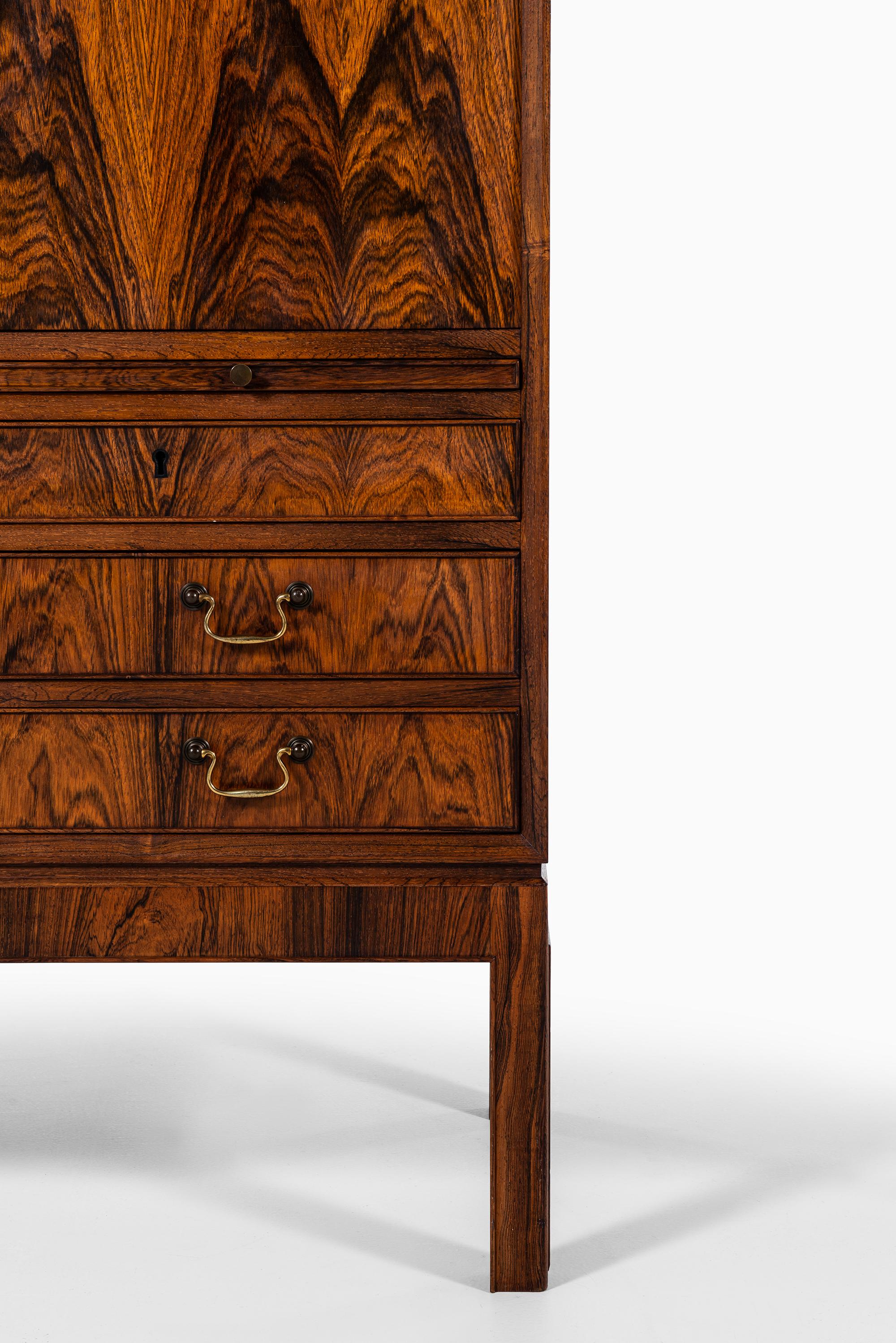 Rare cabinet in rosewood. Produced by cabinetmaker C.B Hansen in Denmark.