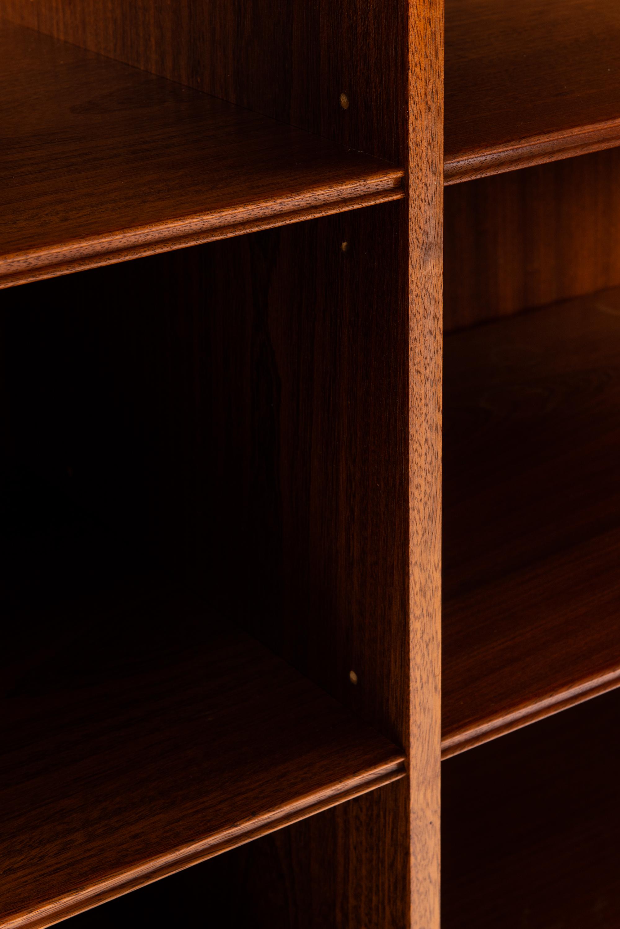 Rosewood Cabinet Produced by Cabinetmaker C.B. Hansen in Denmark In Good Condition In Limhamn, Skåne län