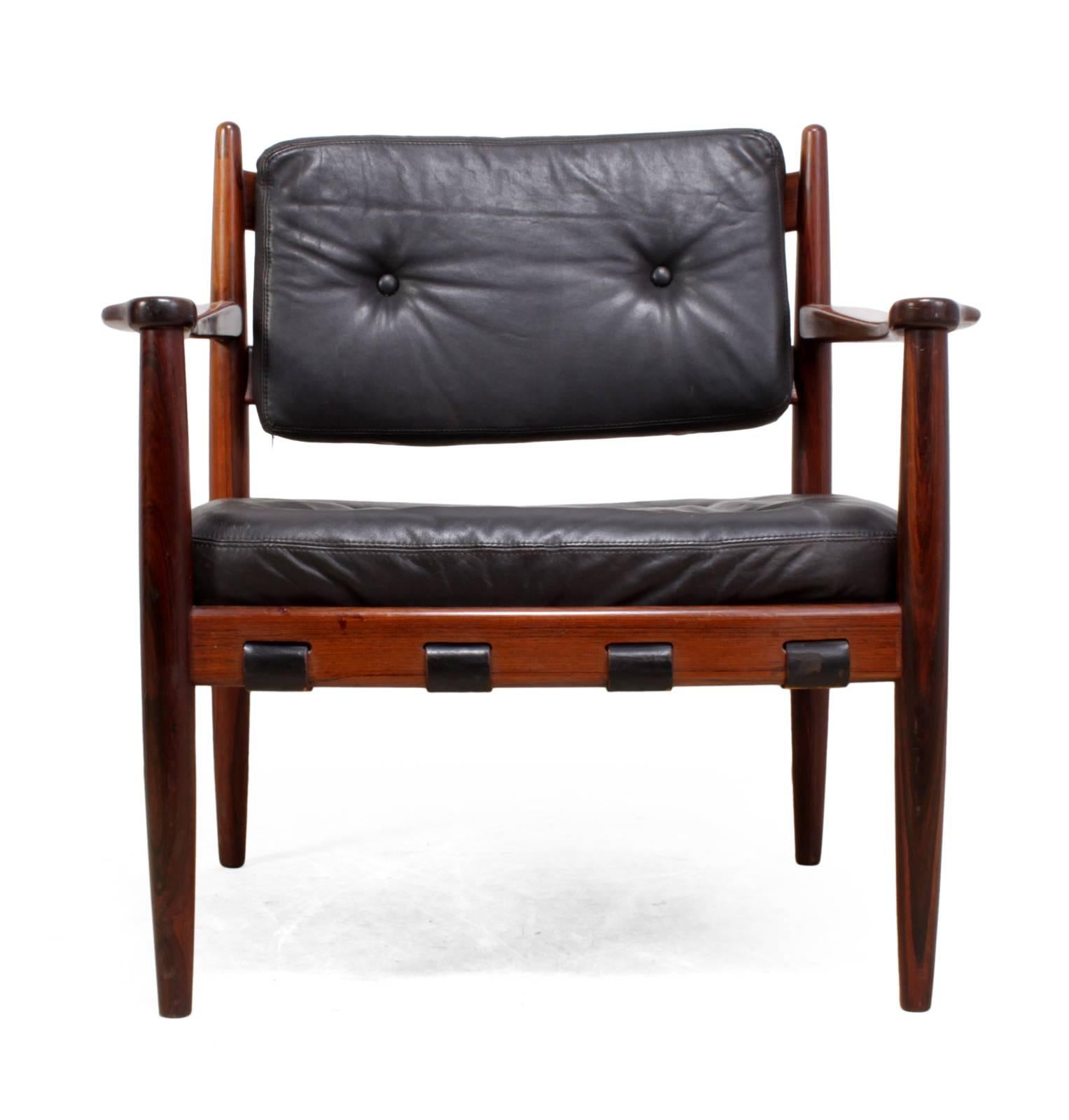 Rosewood cadett lounge chair by Eric Merthen, circa 1960
A solid rosewood framed chair designed by Eric Merthen and produced by RE möbler, Skillingary in Sweden in the 1960's the chair is in very good condition throughout the frame is solid and the