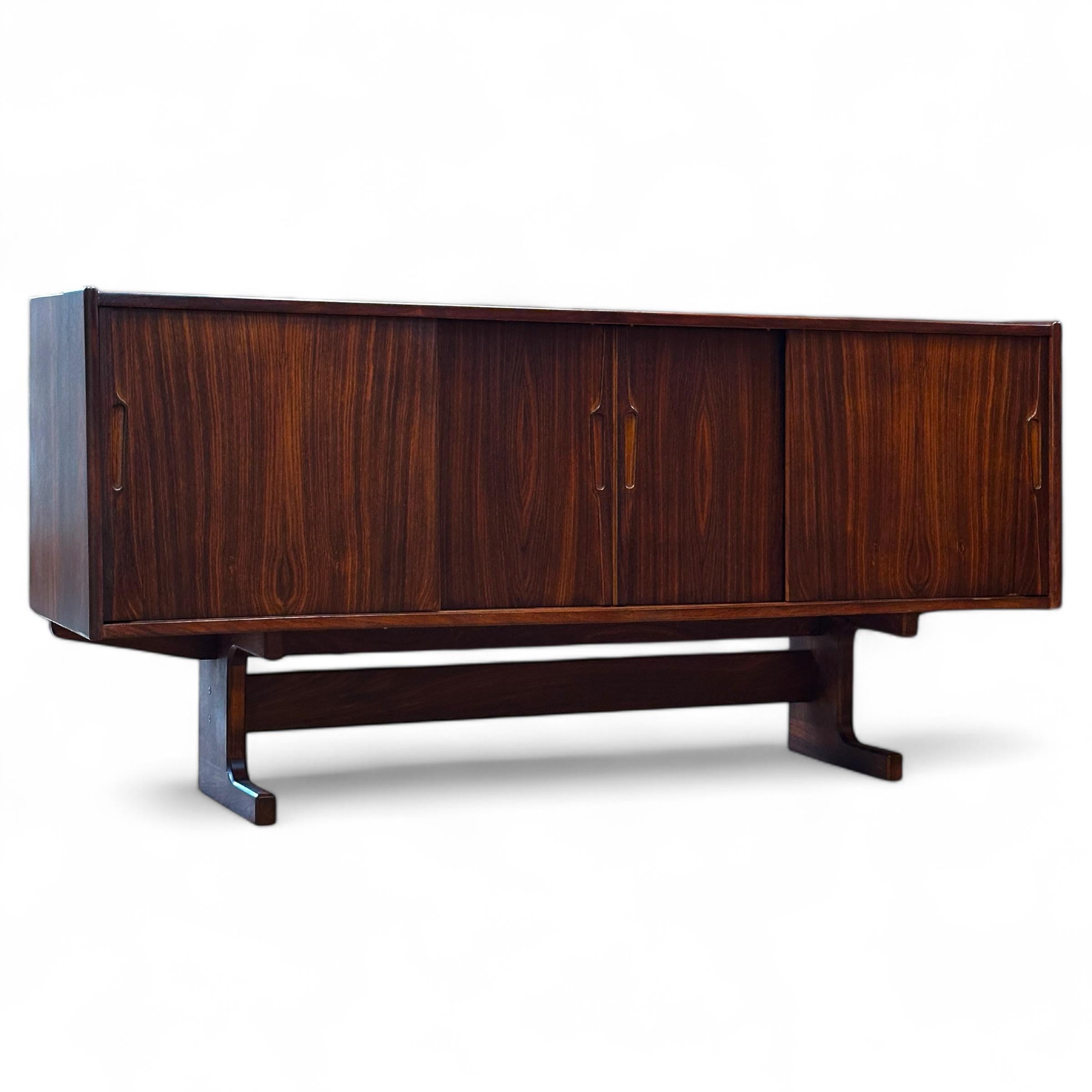 Rosewood Cantilevered Sideboard In Excellent Condition In Puslinch, ON