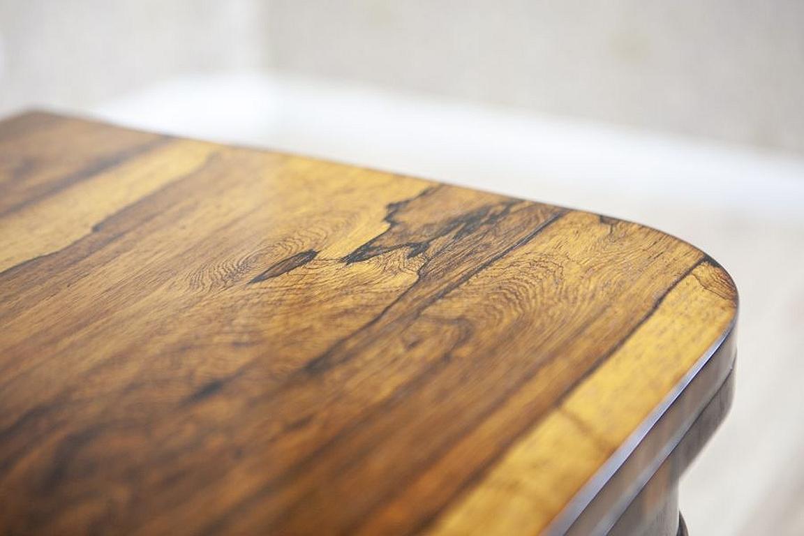 Klappbarer Kartentisch aus Rosenholz aus der Jahrhundertwende des 19. und 20. Jahrhunderts im Zustand „Gut“ im Angebot in Opole, PL