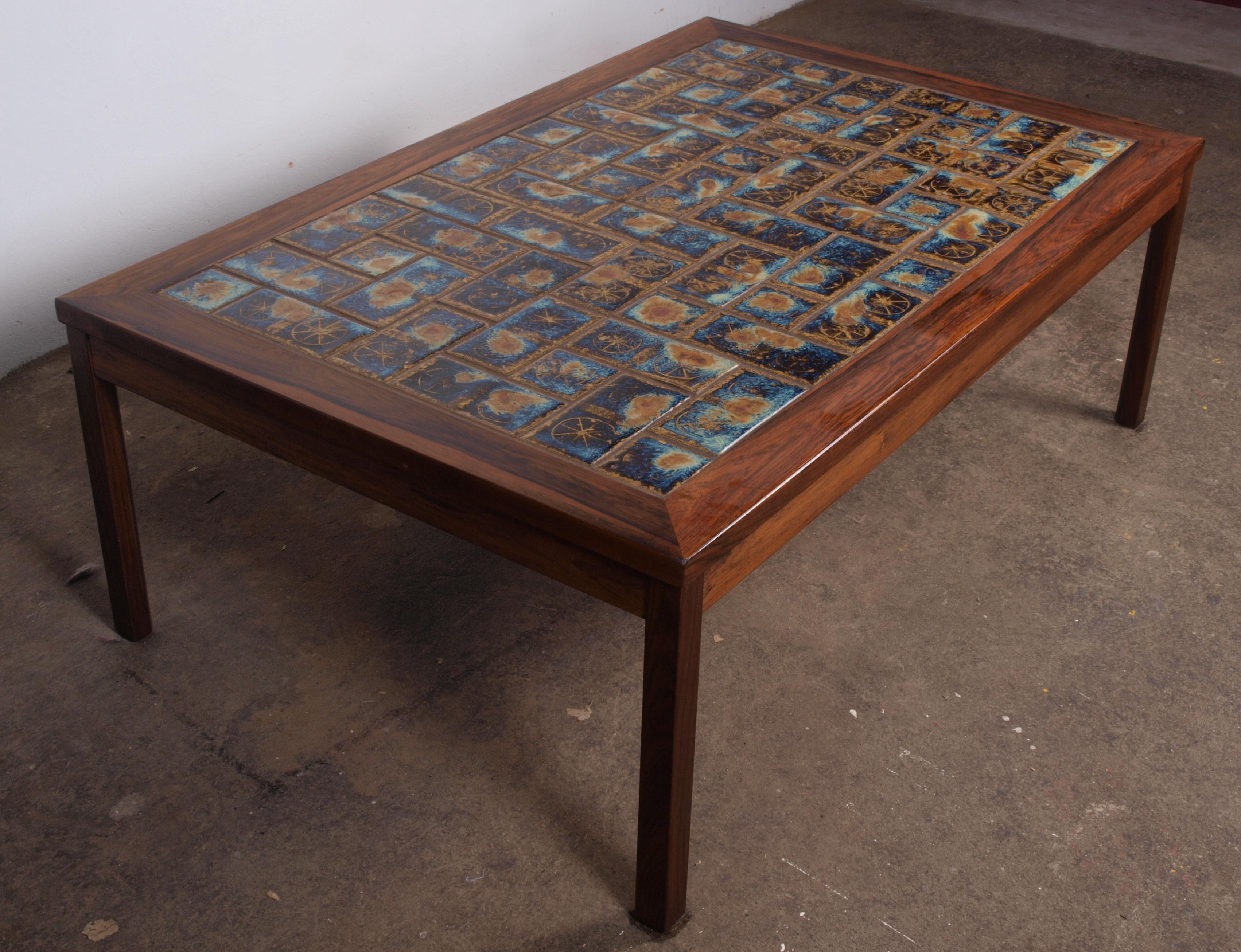 Rosewood ceramic coffee table, Denmark 1960s For Sale 6