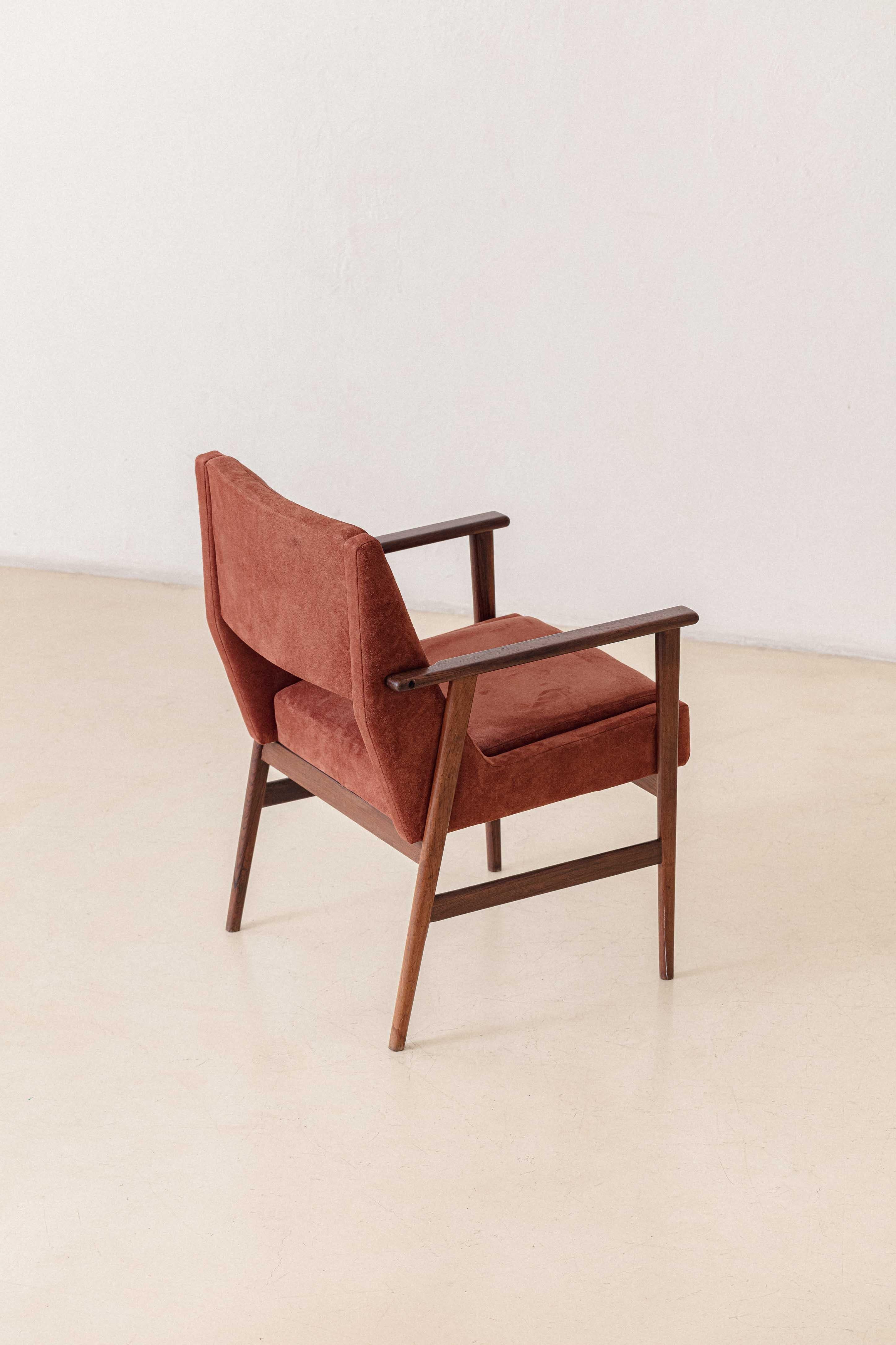 Rosewood Chair with Armrests by Móveis Cantù, 1960s, Brazilian, Midcentury For Sale 1