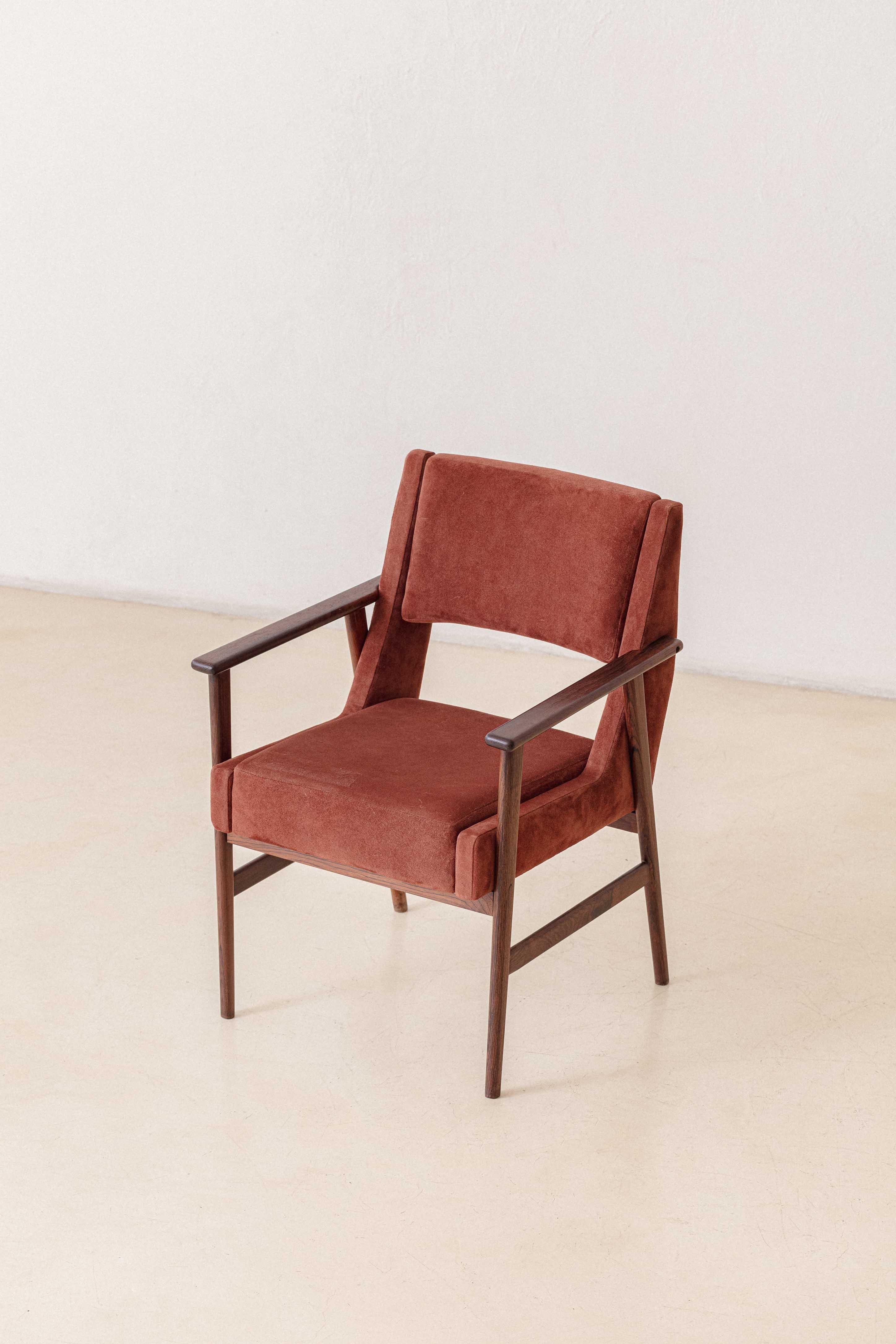 Rosewood Chair with Armrests by Móveis Cantù, 1960s, Brazilian, Midcentury For Sale 2
