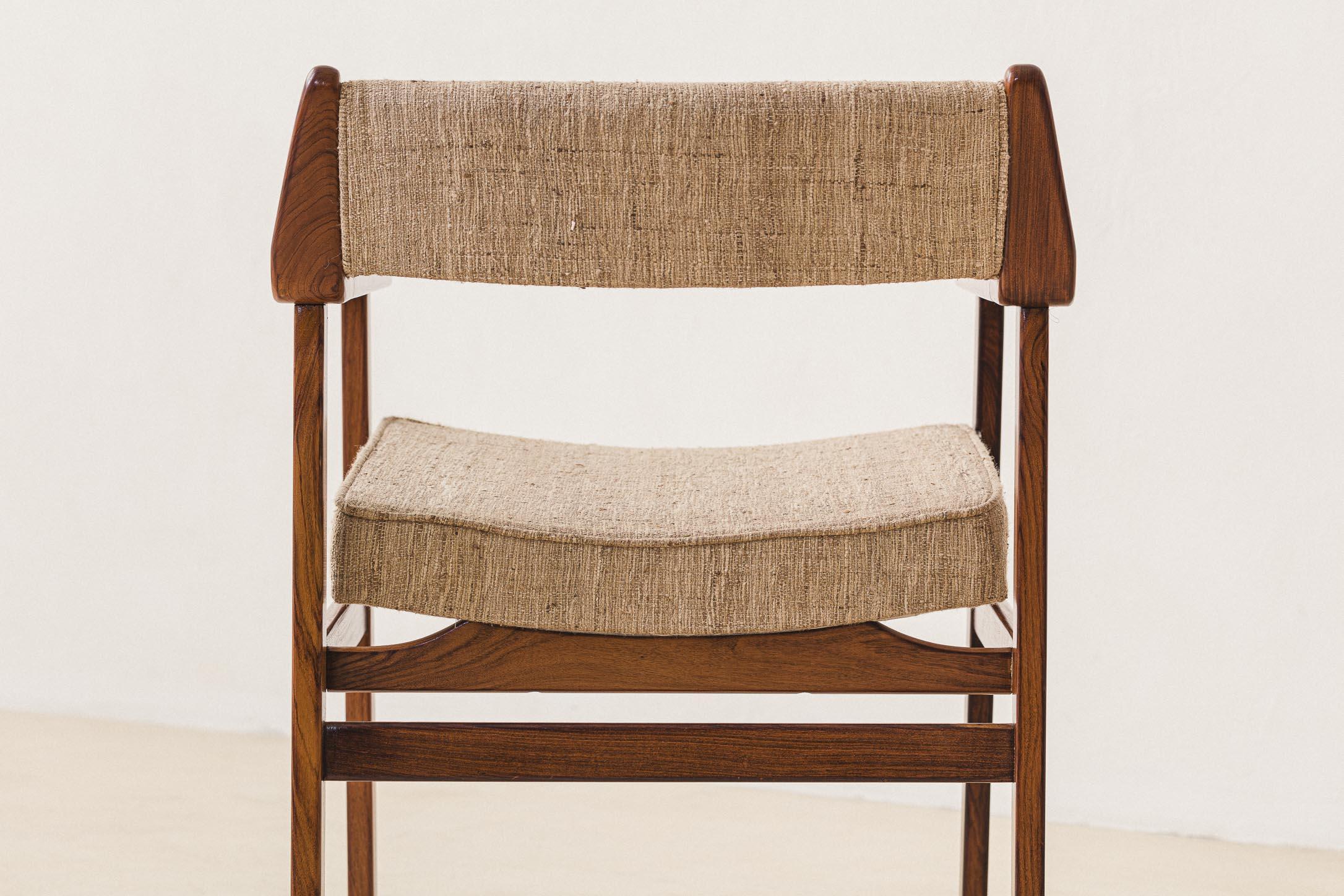Rosewood Chair with Armrests, by Móveis Cantù, Brazilian Midcentury, 1960s For Sale 12