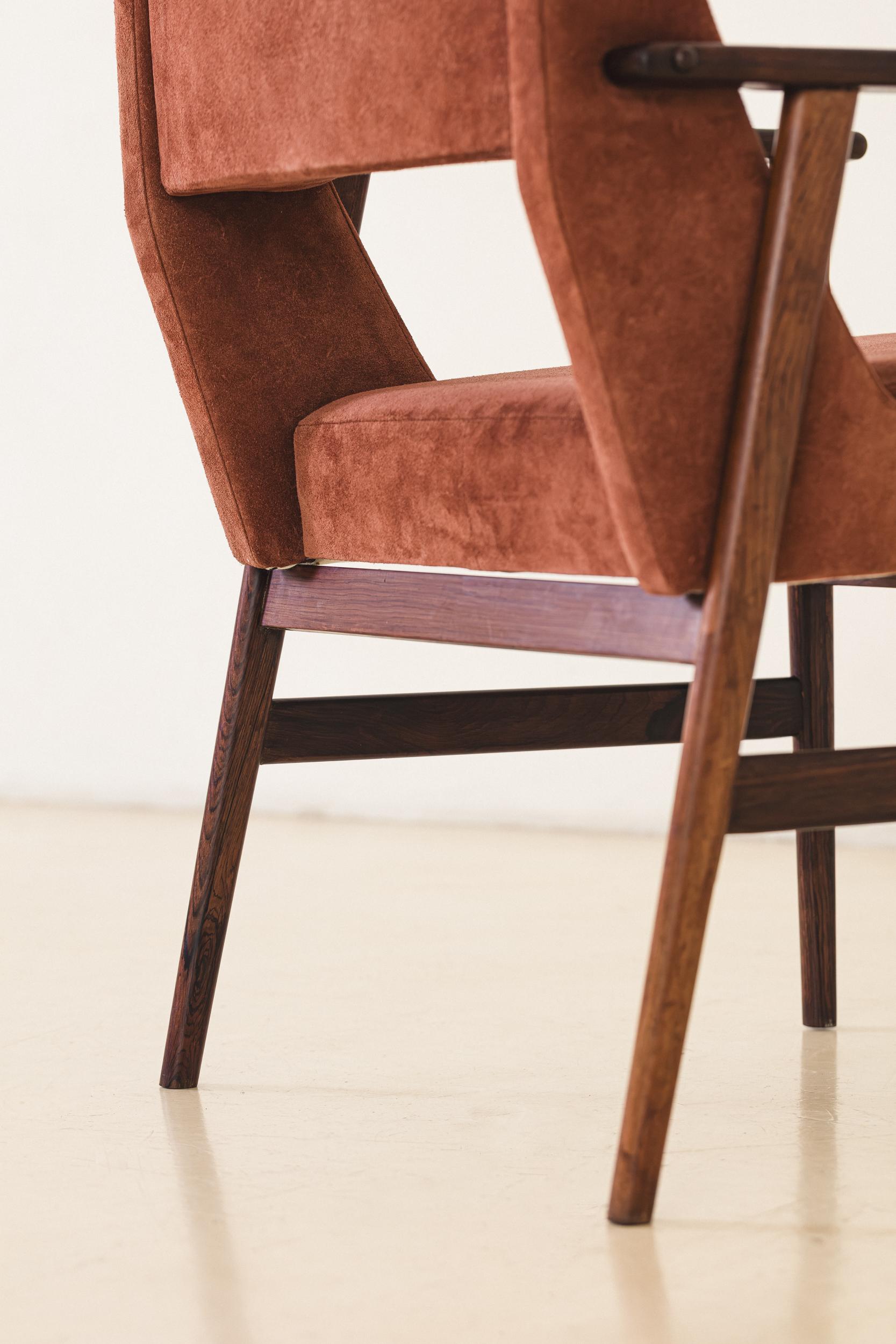 Rosewood Chairs with Armrests by Móveis Cantù, 1960s, Brazilian, Midcentury For Sale 5