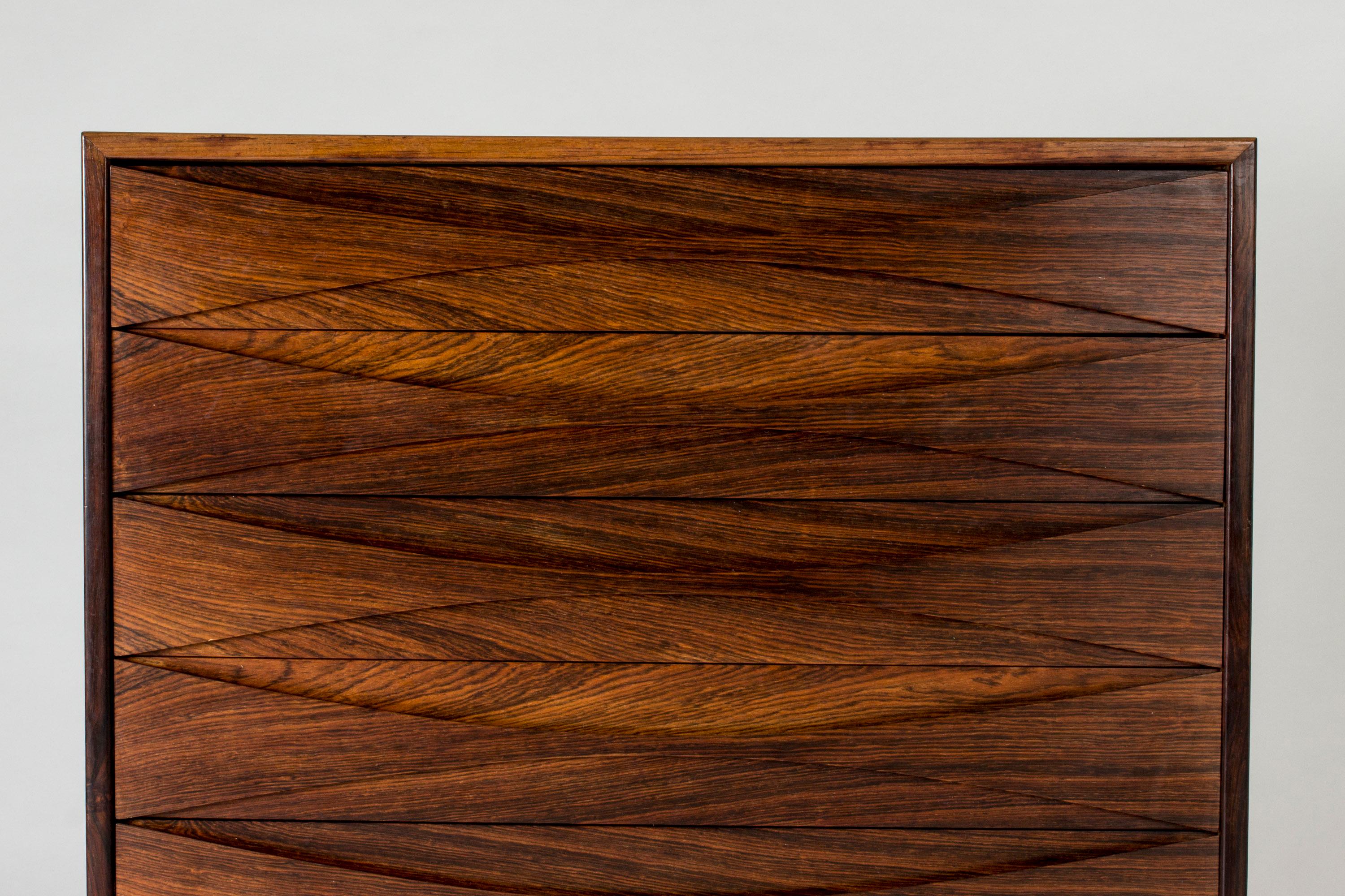 Danish Rosewood Chest of Drawers by Arne Vodder