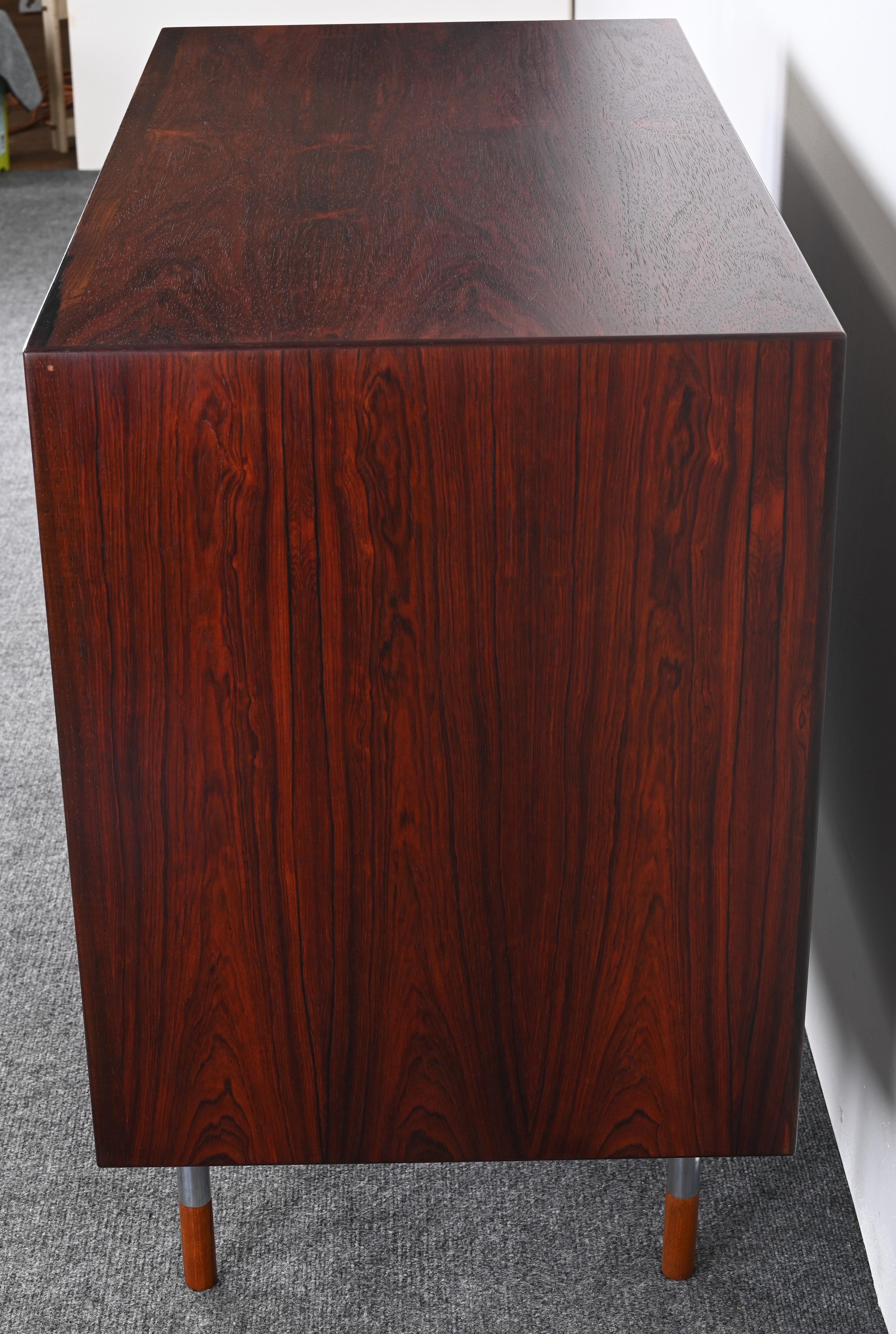 Mid-20th Century Rosewood Chest of Drawers by Arne Vodder for Sibast, 1960s For Sale