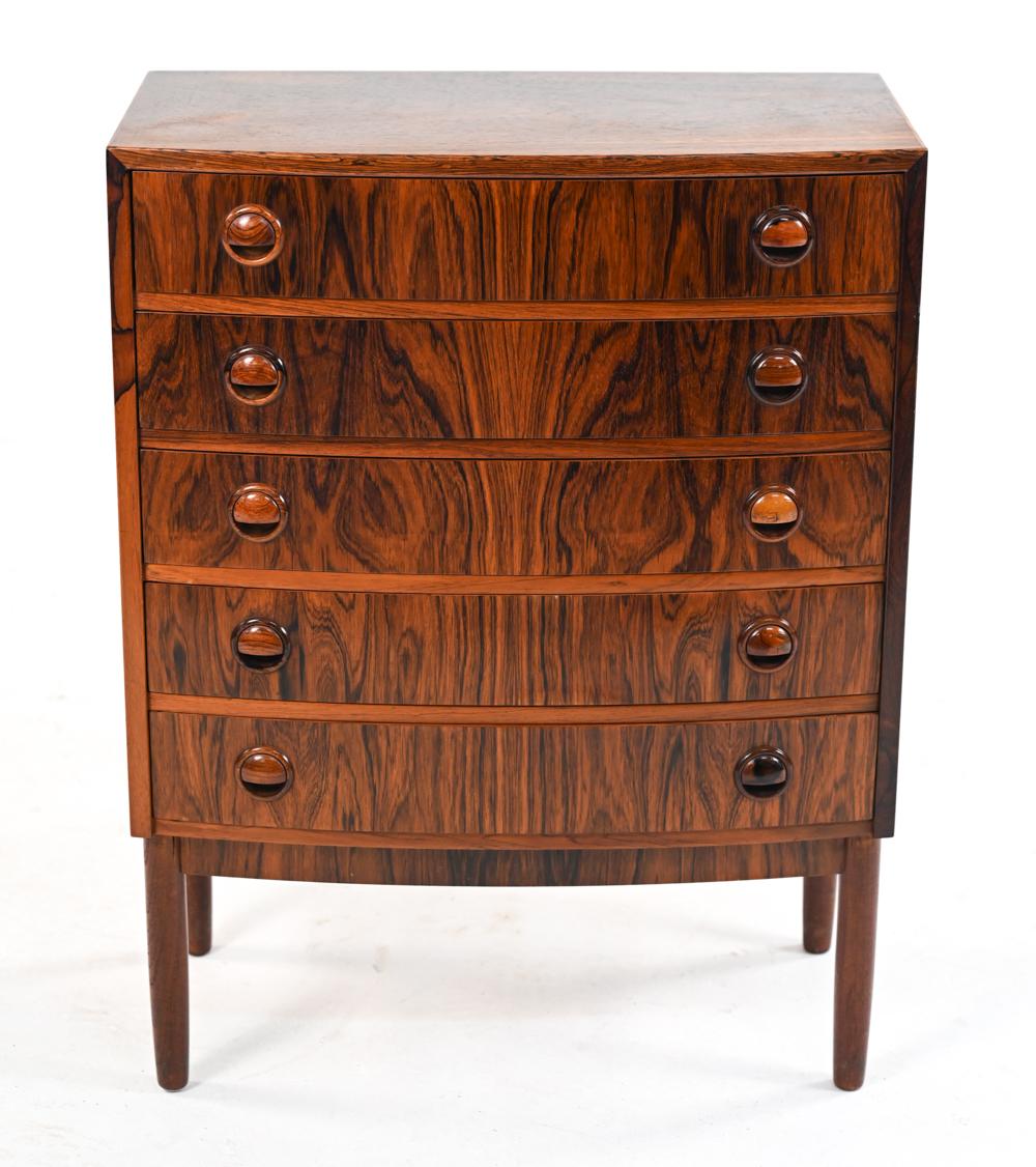 rosewood chest of drawers