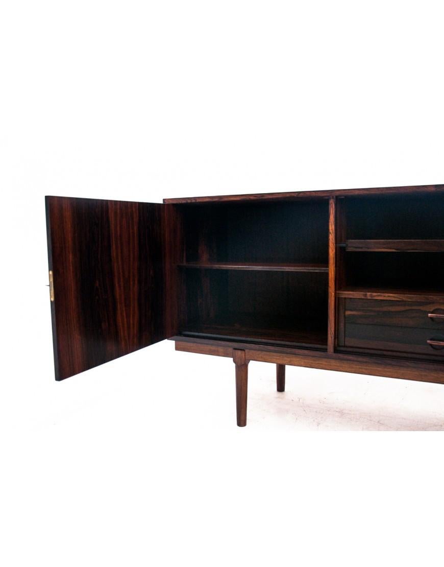 Mid-20th Century Rosewood chest of drawers, Denmark, 1960s. After renovation. For Sale