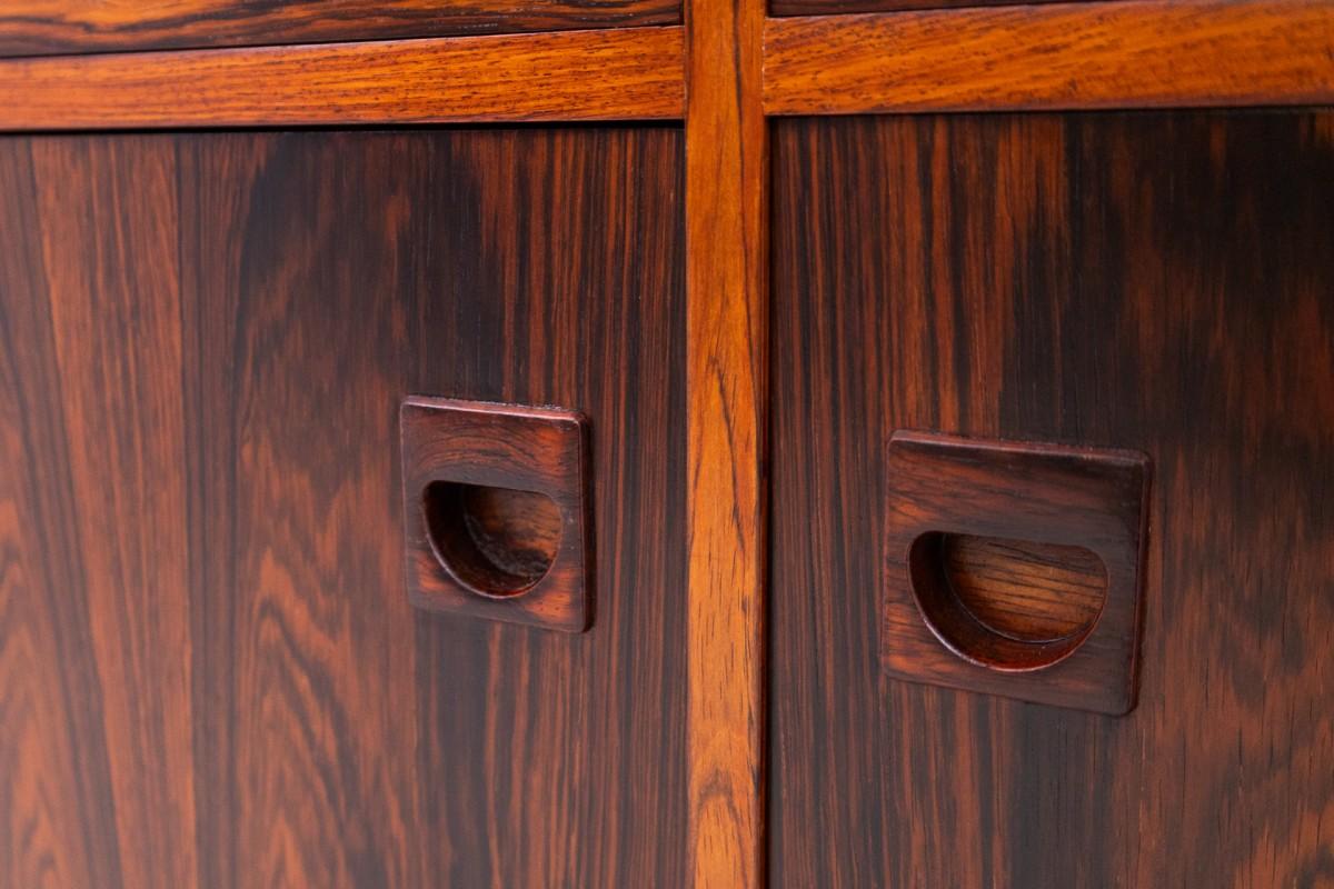 Rosewood chest of drawers, Denmark, 1960s. For Sale 4