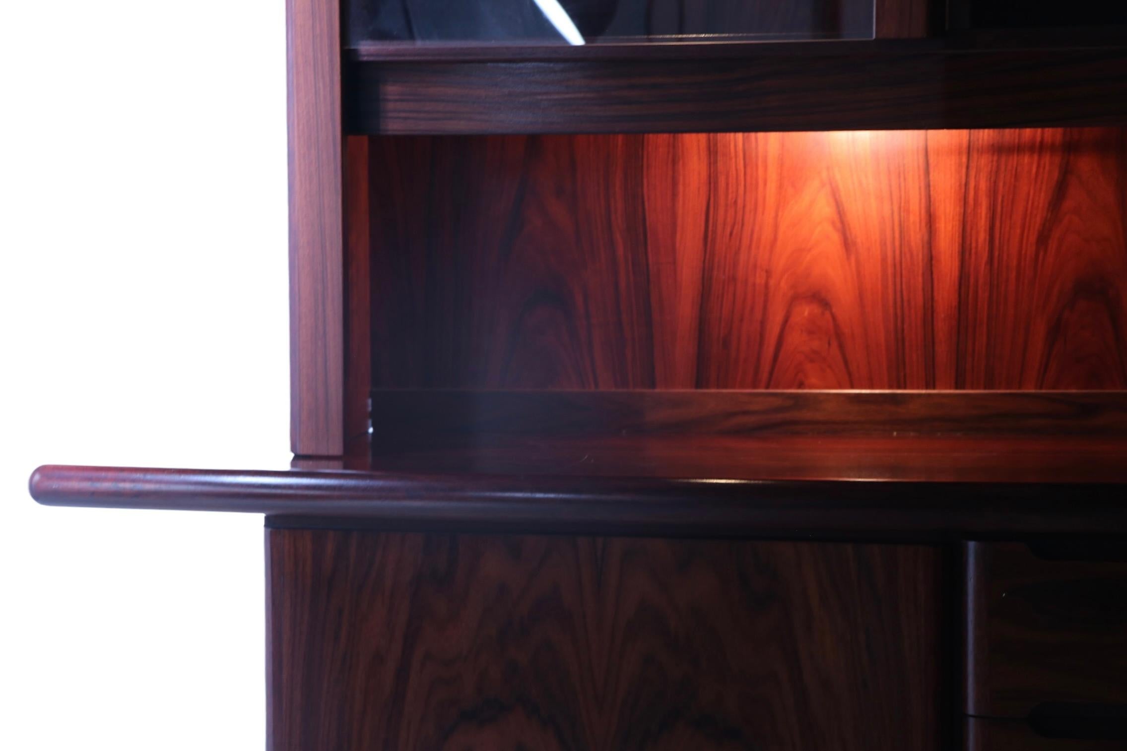 Rosewood China Cabinet Sideboard Display Case by Skovby Denmark 1960’s In Good Condition In New York, NY