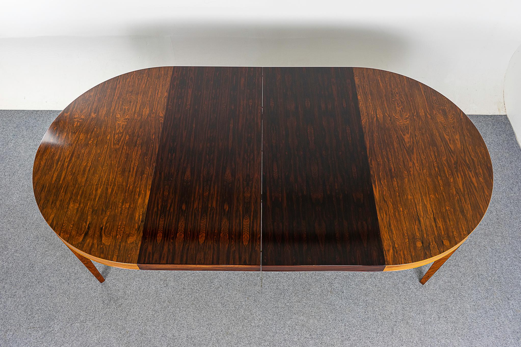 Rosewood Circular Danish Dining Table by Haslev For Sale 6