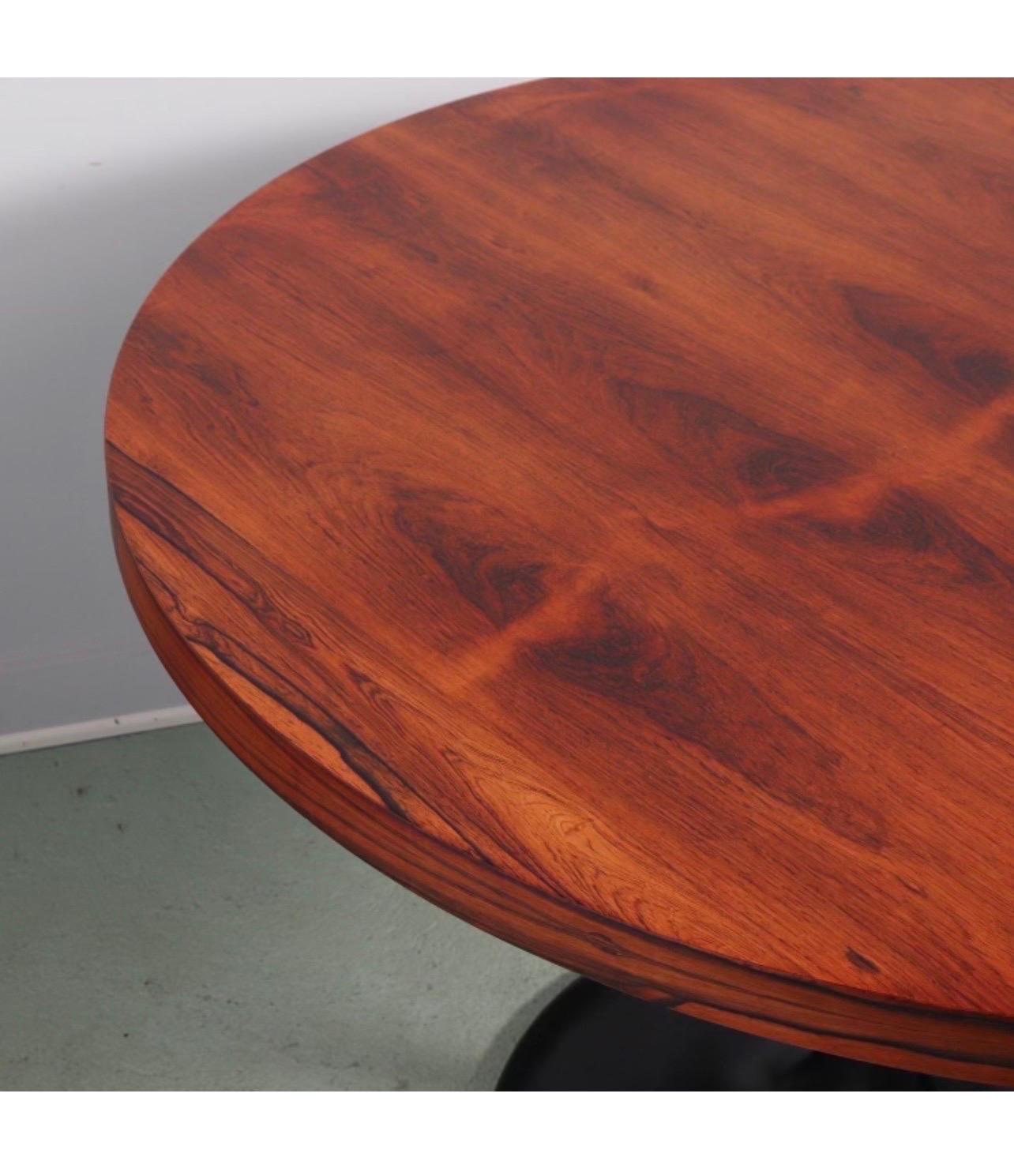 Mid-Century Modern Rosewood Circular Dining or Foyer Table by Milo Baughman with Black Tulip Base