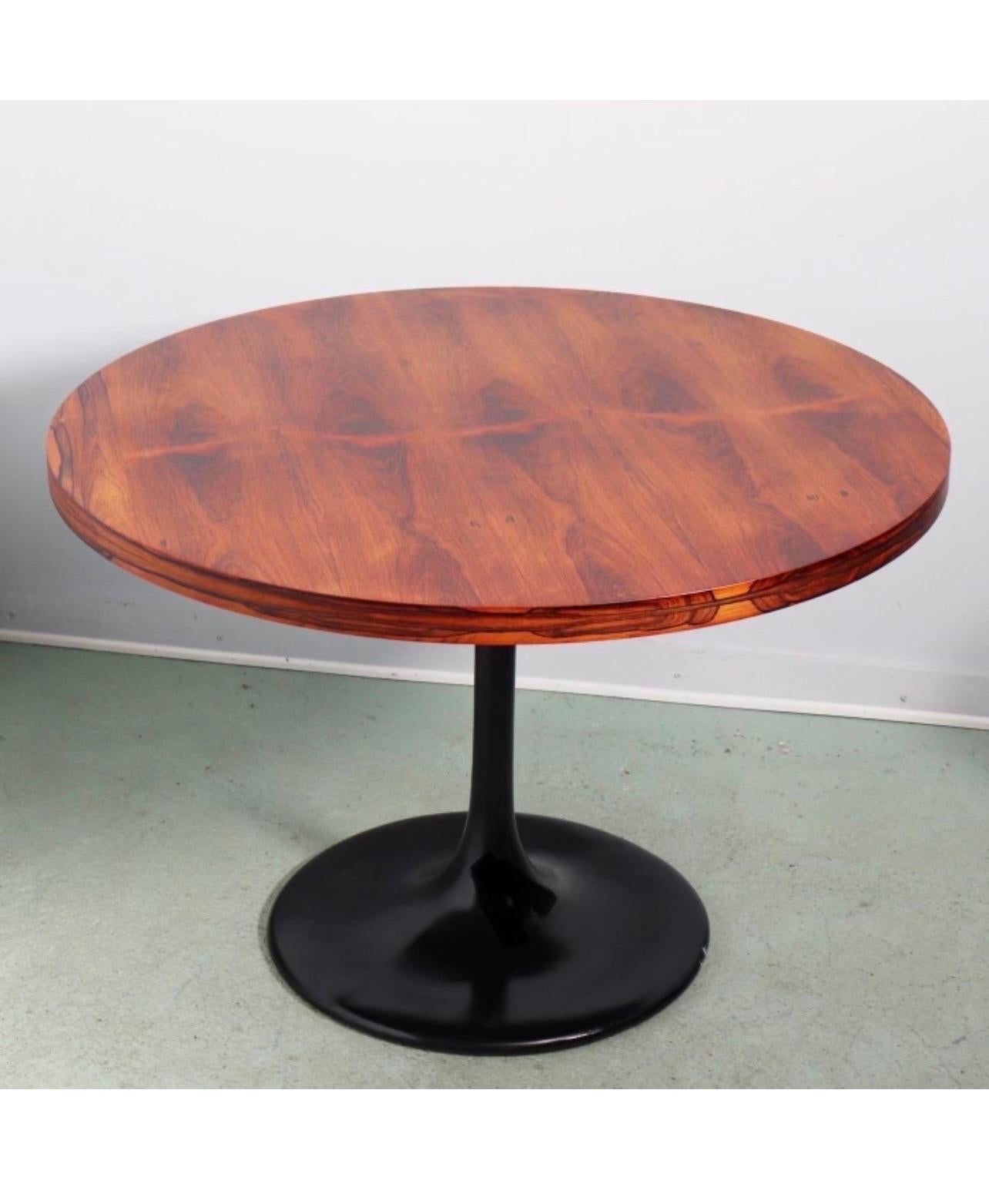 Late 20th Century Rosewood Circular Dining or Foyer Table by Milo Baughman with Black Tulip Base