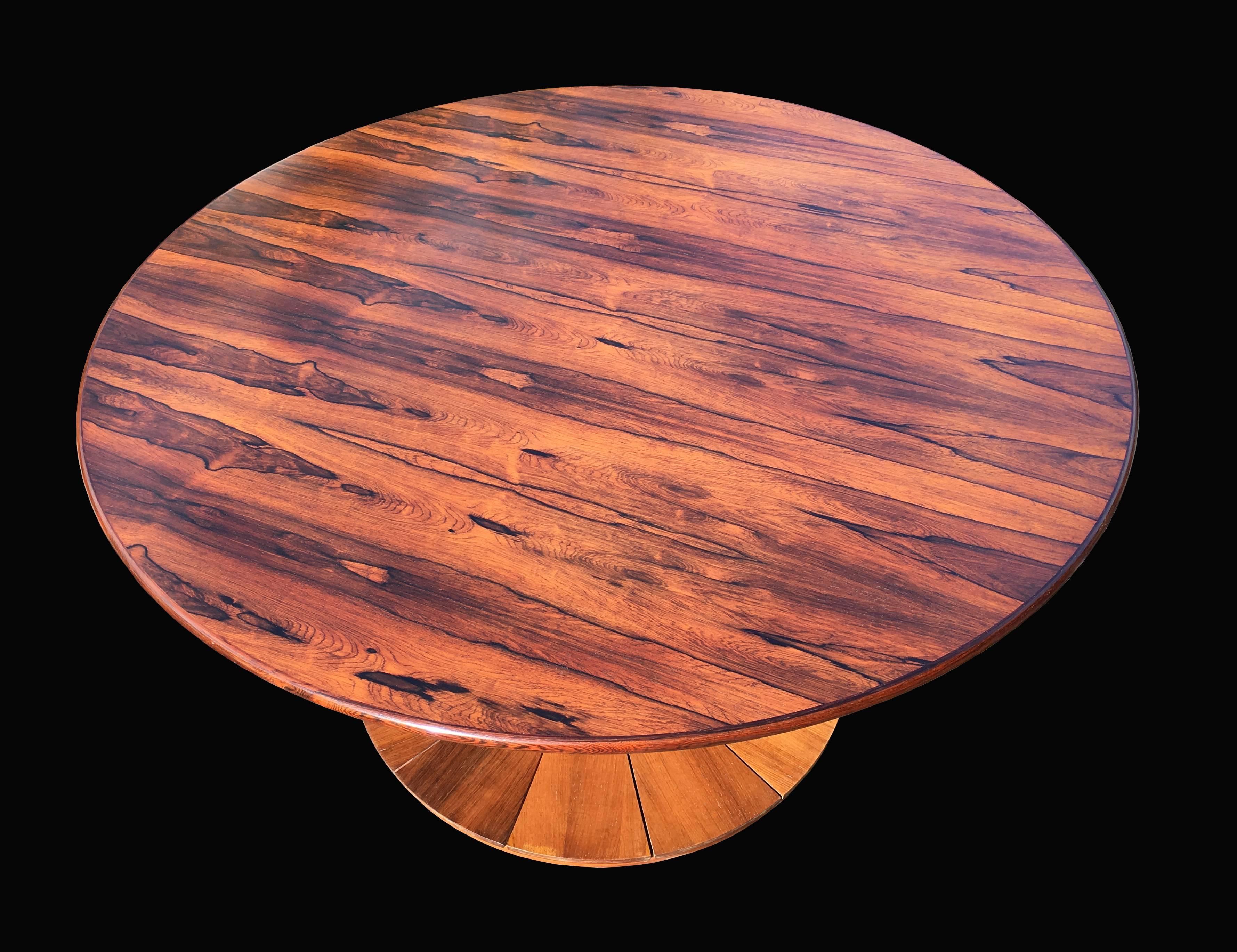 Mid-Century Modern Rosewood  'Clessidra' Table by Luigi Massoni