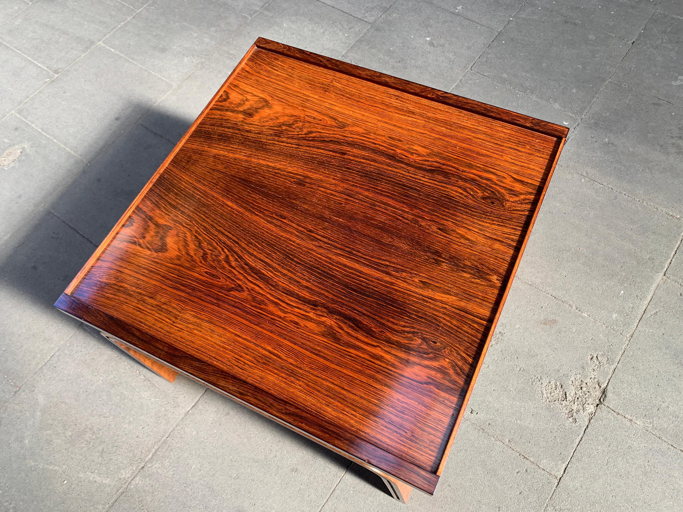 Rosewood coffee table Arne Jacobsen for St. Catherine’s College Fritz Hansen In Good Condition For Sale In Vorst, BE