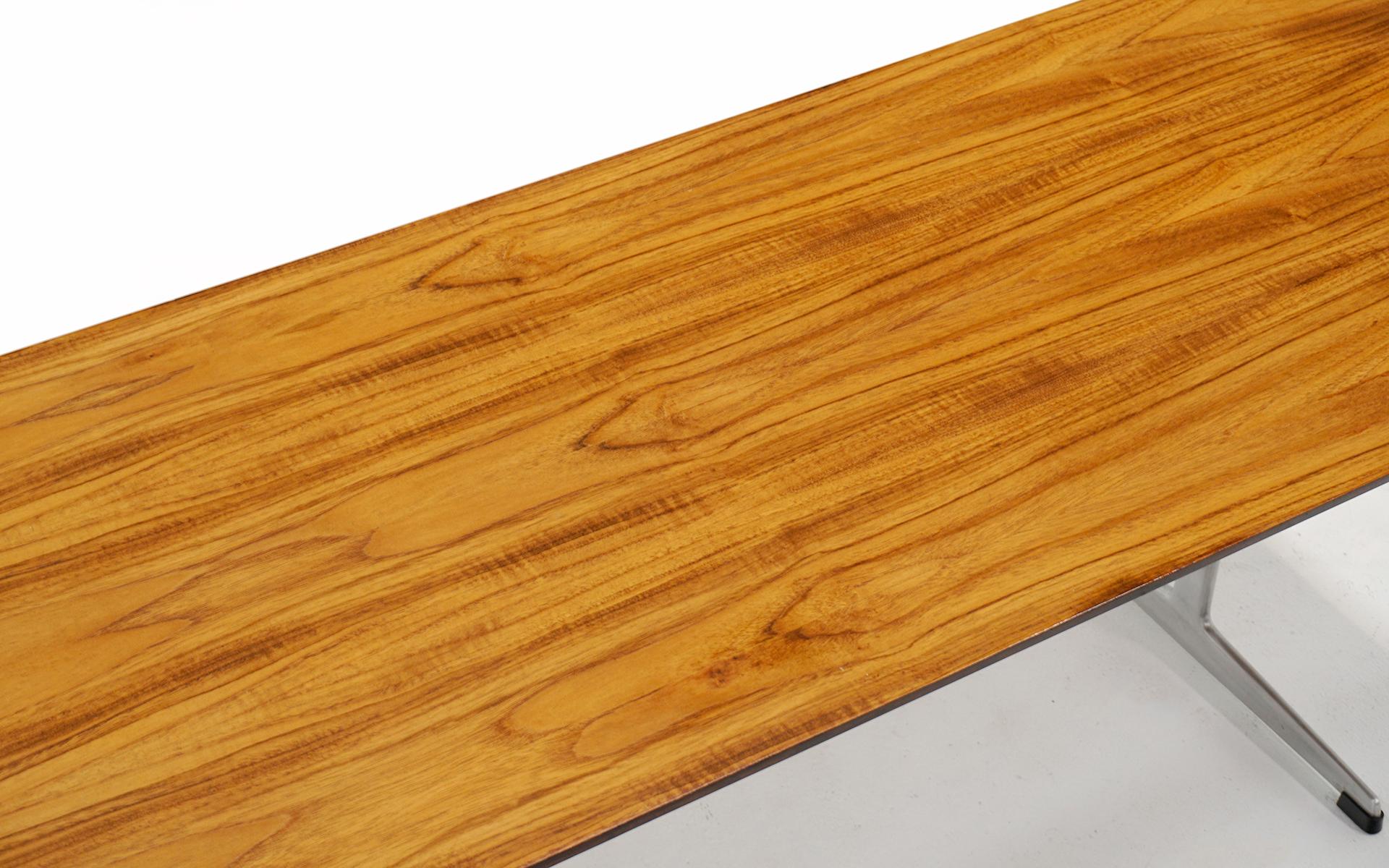 Scandinave moderne Table basse en bois de rose d'Arne Jacobsen pour Fritz Hansen en vente