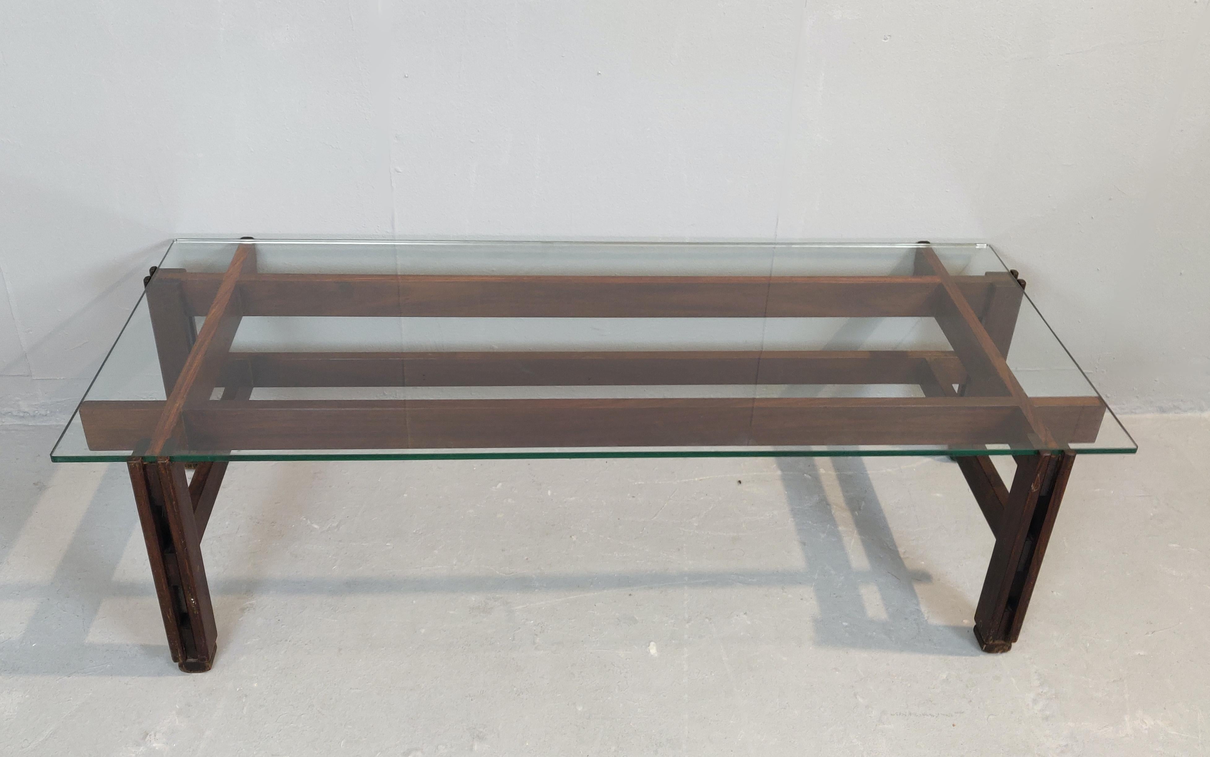 Mid-Century Modern Rosewood Coffee Table by Ico Parisi 