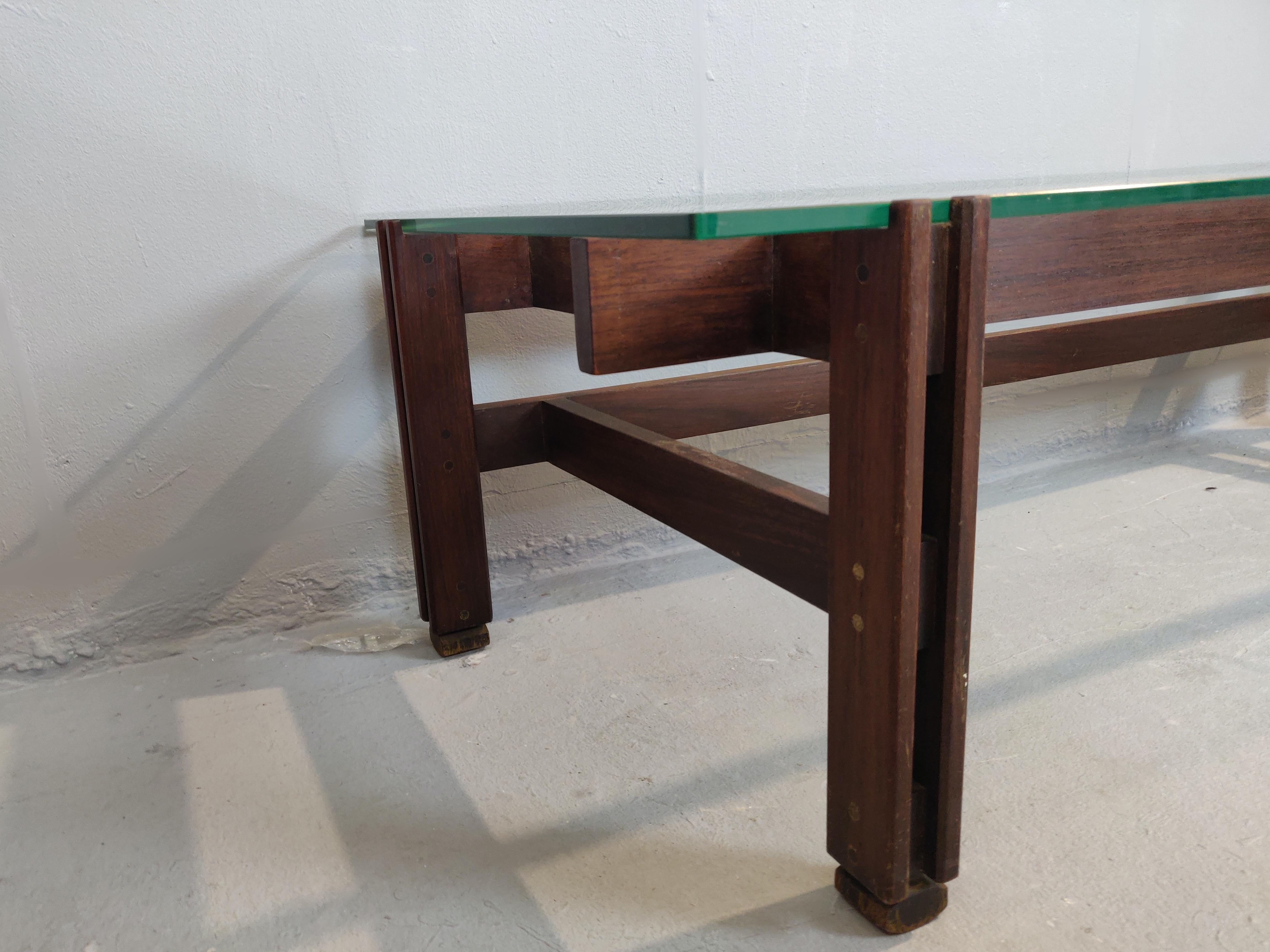 Rosewood Coffee Table by Ico Parisi  In Good Condition In Brussels, BE