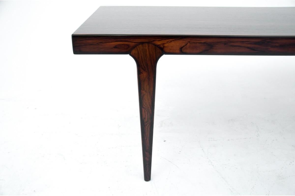 Rosewood coffee table - coffee table, Denmark, 1960s In Good Condition For Sale In Chorzów, PL