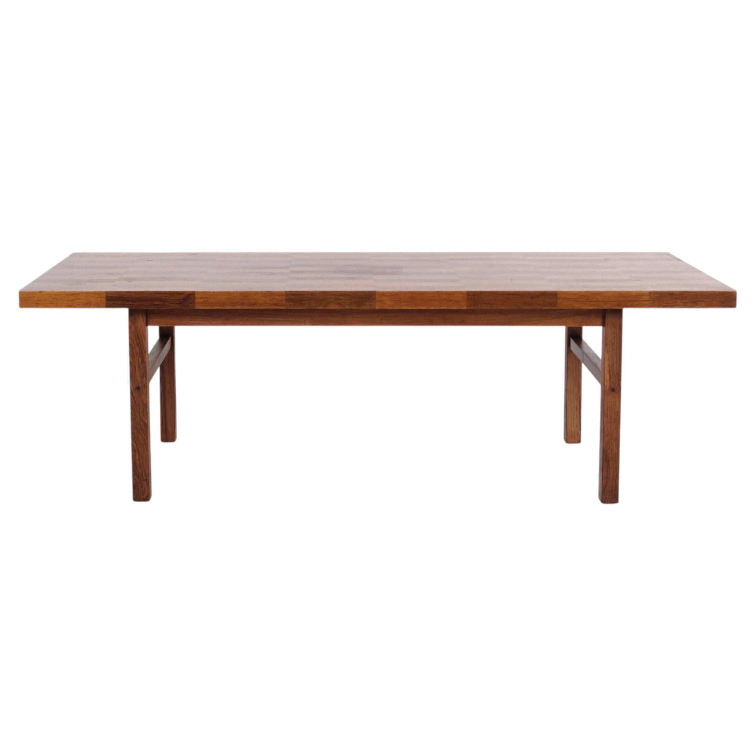 Mesa de centro de palisandro, diseño danés, con fecha del 17 de abril de 1967
