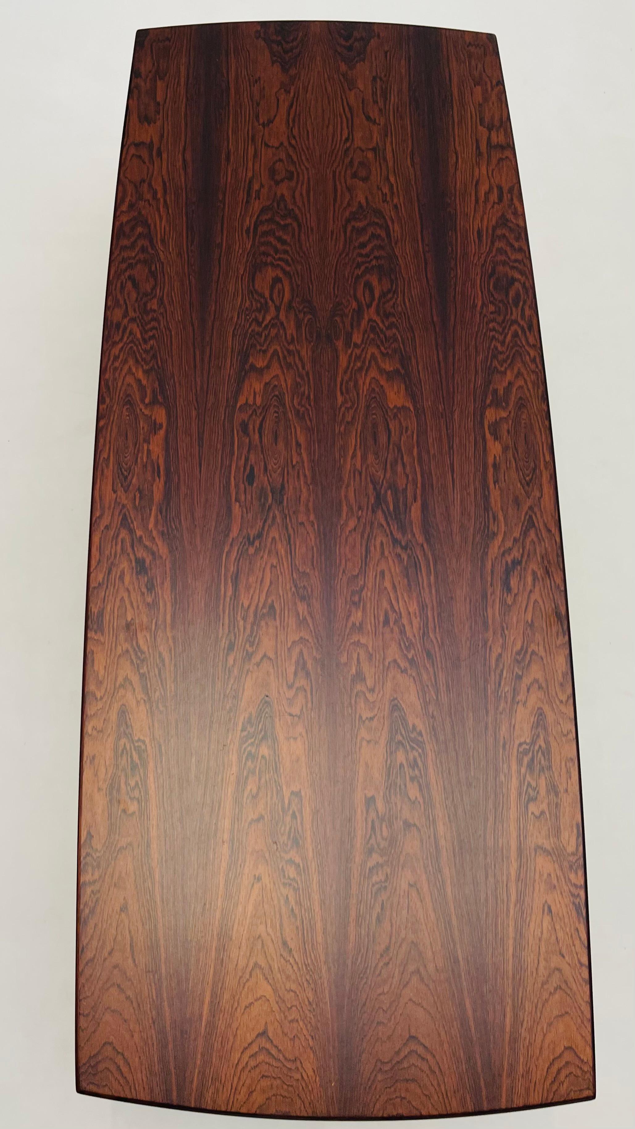 Oak Round sided rectangle Coffee table For Sale