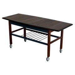 Couchtisch-Rollwagen aus Rosenholz, Mid-Century-Modern-Stil, 1960er Jahre