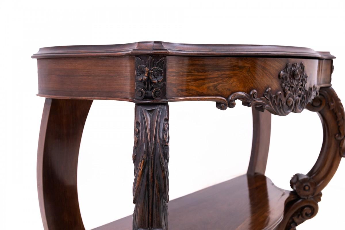 Walnut Rosewood console, France, circa 1890. For Sale