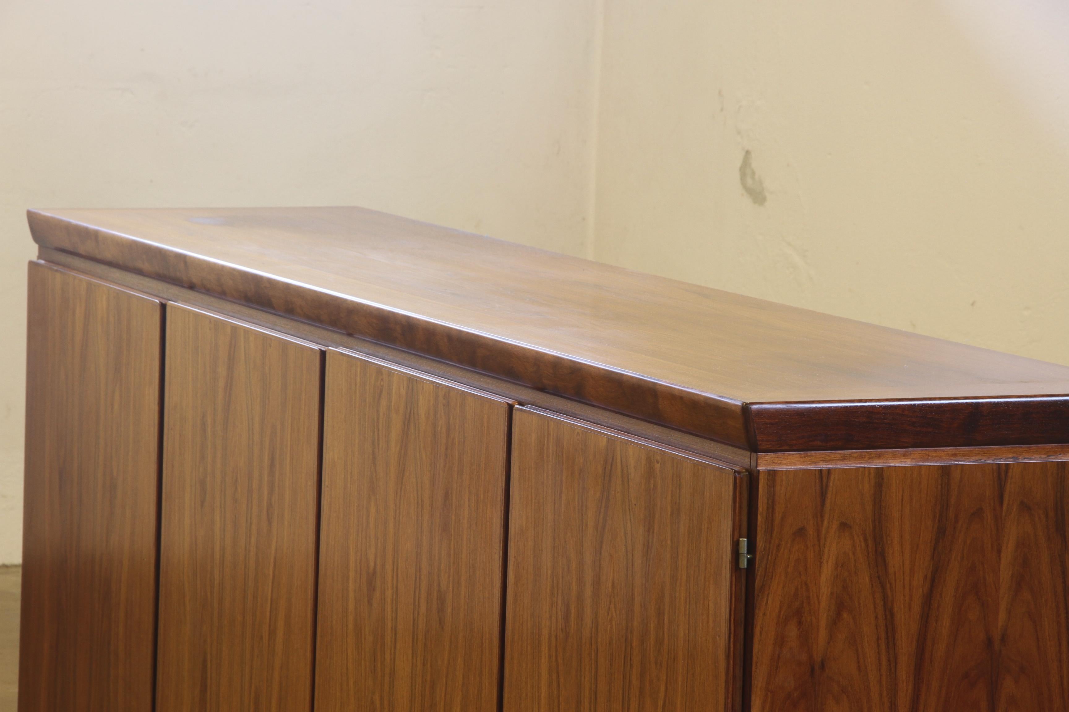 Rosewood credenza sideboard, Danish 1970s from Skovby, mid-century cabinet For Sale 13