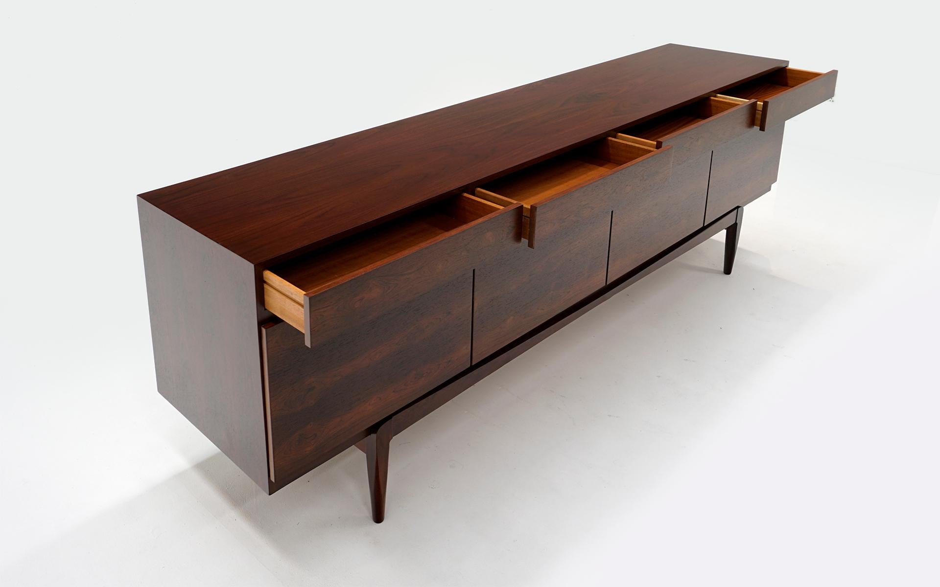 Mid-20th Century Rosewood Credenza/Sideboard Model FA66 by Ib Kofod-Larsen, Excellent Condition