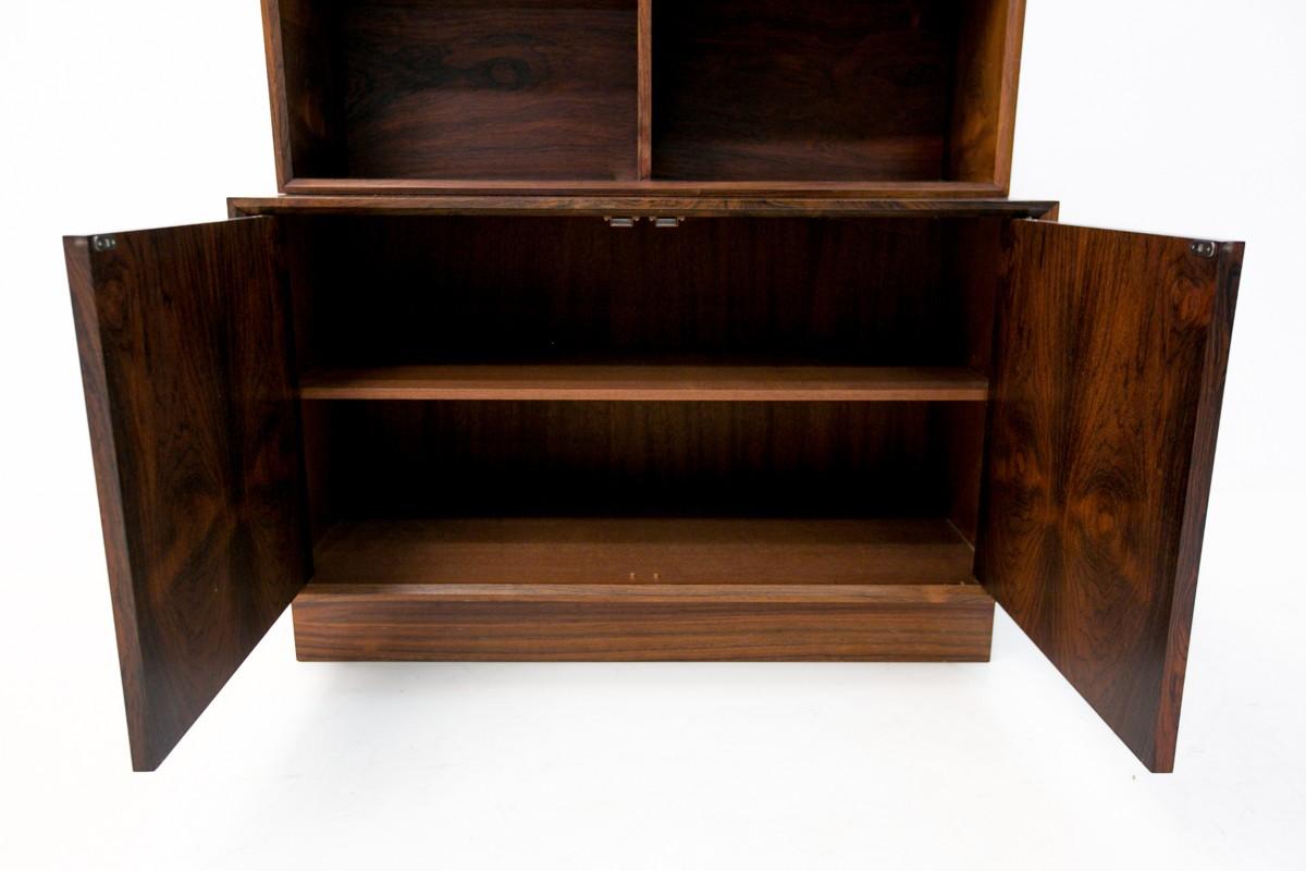 Rosewood Danish Bookcase In Good Condition For Sale In Chorzów, PL