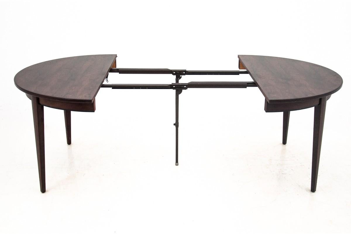 Dining table made in Denmark in the 1960s
Design: Omann Junior
Possibility of unfolding: Three inserts 50 cm wide each.

   