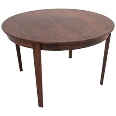 Scandinavian Modern Dining Room Tables