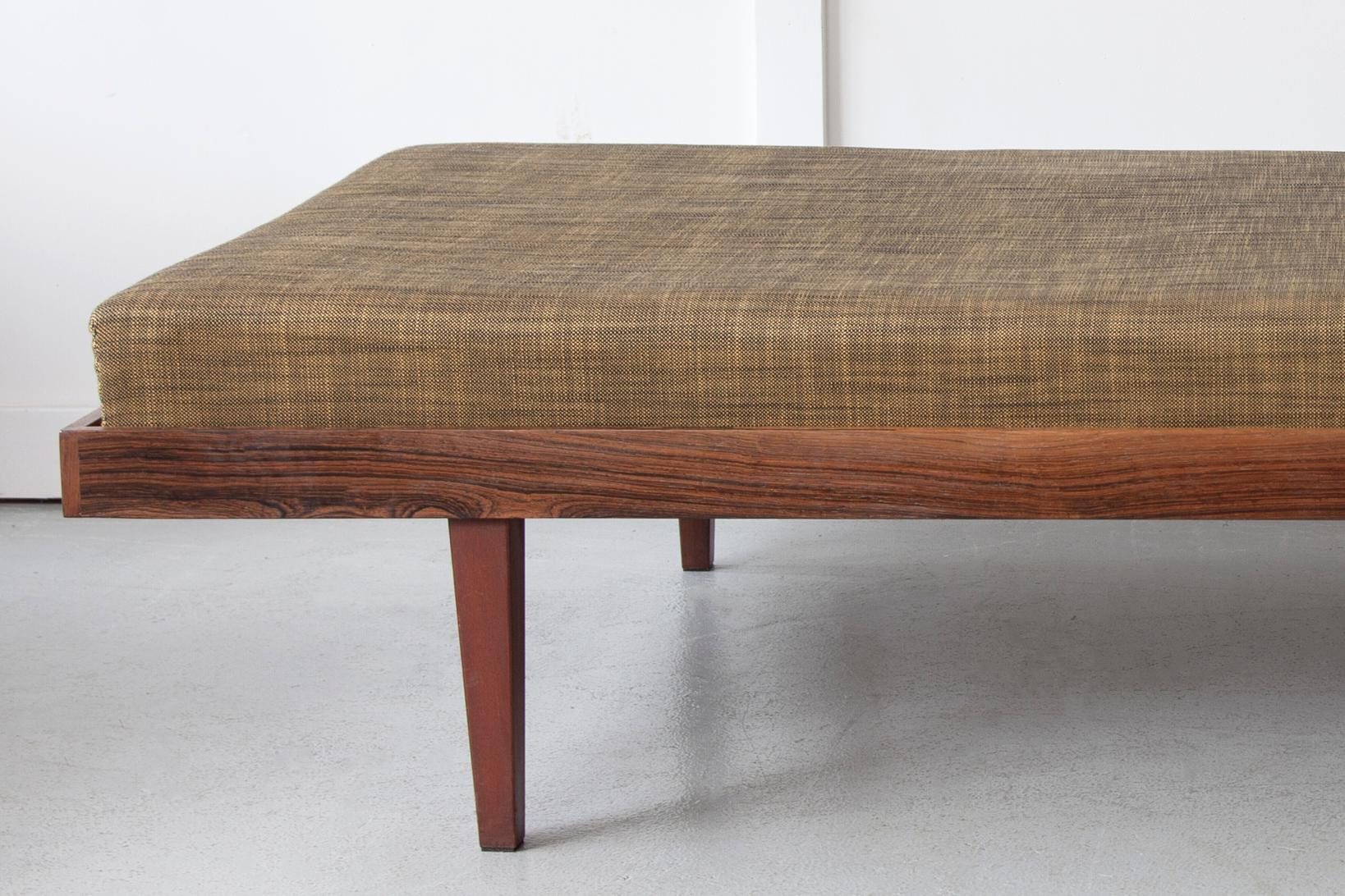 Mid-Century Modern Rosewood Daybed by Horsens Møbelfabrik For Sale
