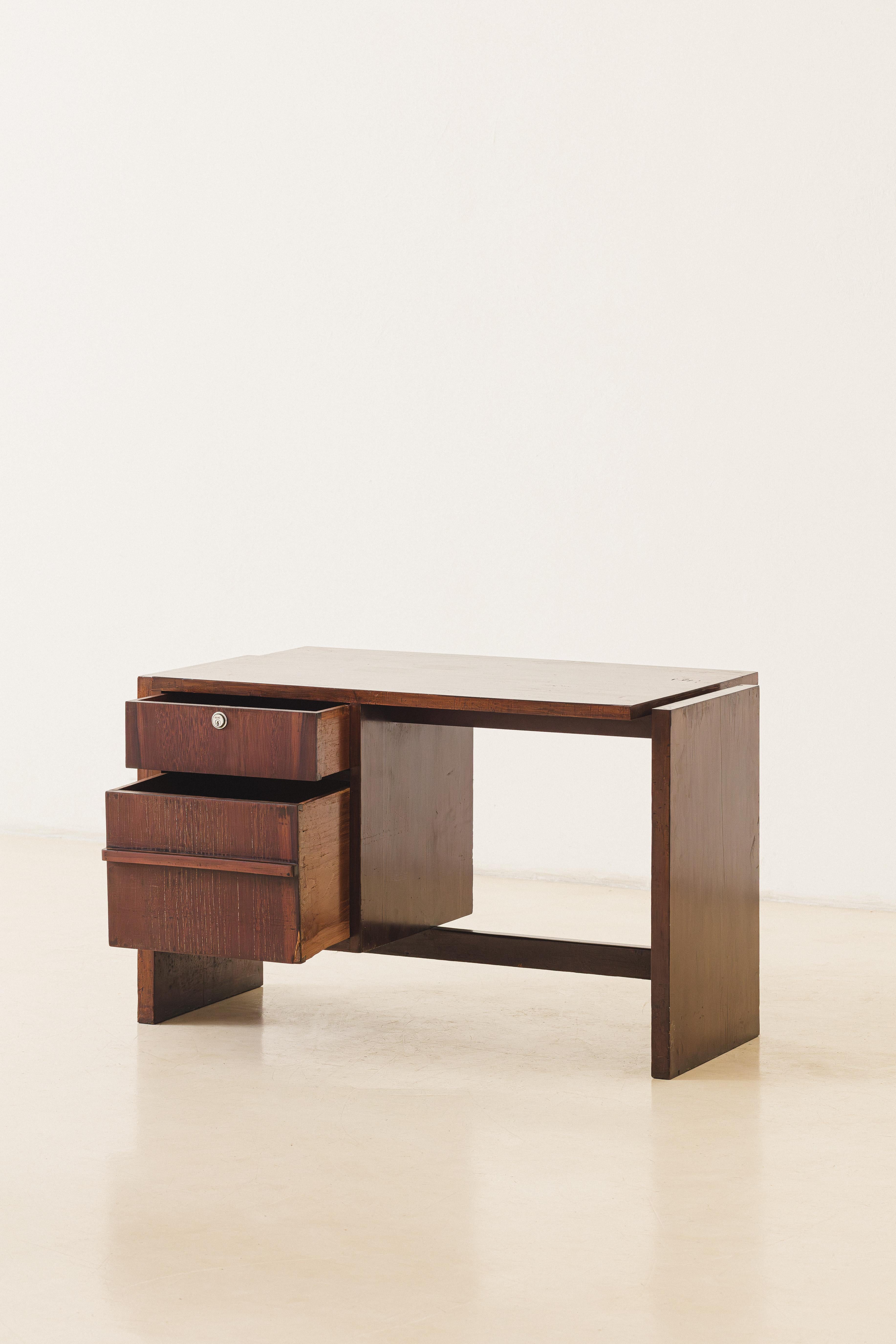 Rosenholz-Schreibtisch Brasilianisches Mid Century Design von Joaquim Tenreiro, 1960er Jahre   im Angebot 3