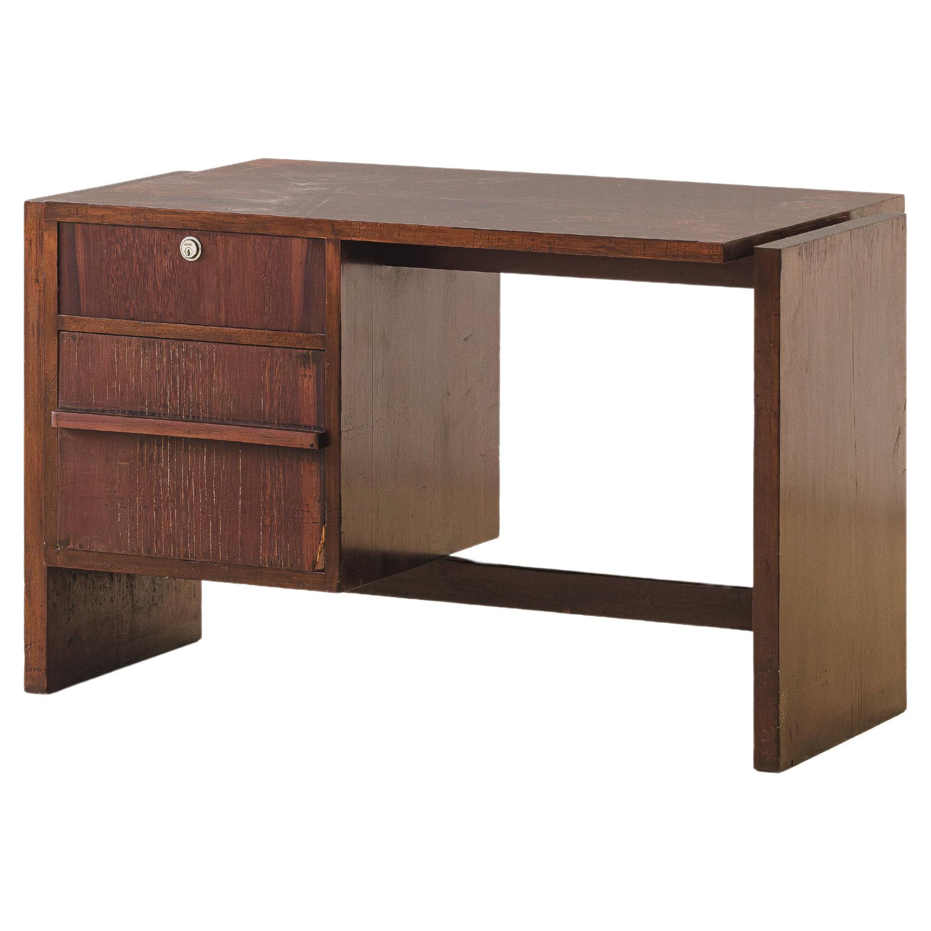 Rosewood Desk Brazilian Midcentury Design by Joaquim Tenreiro, 1960s  For Sale