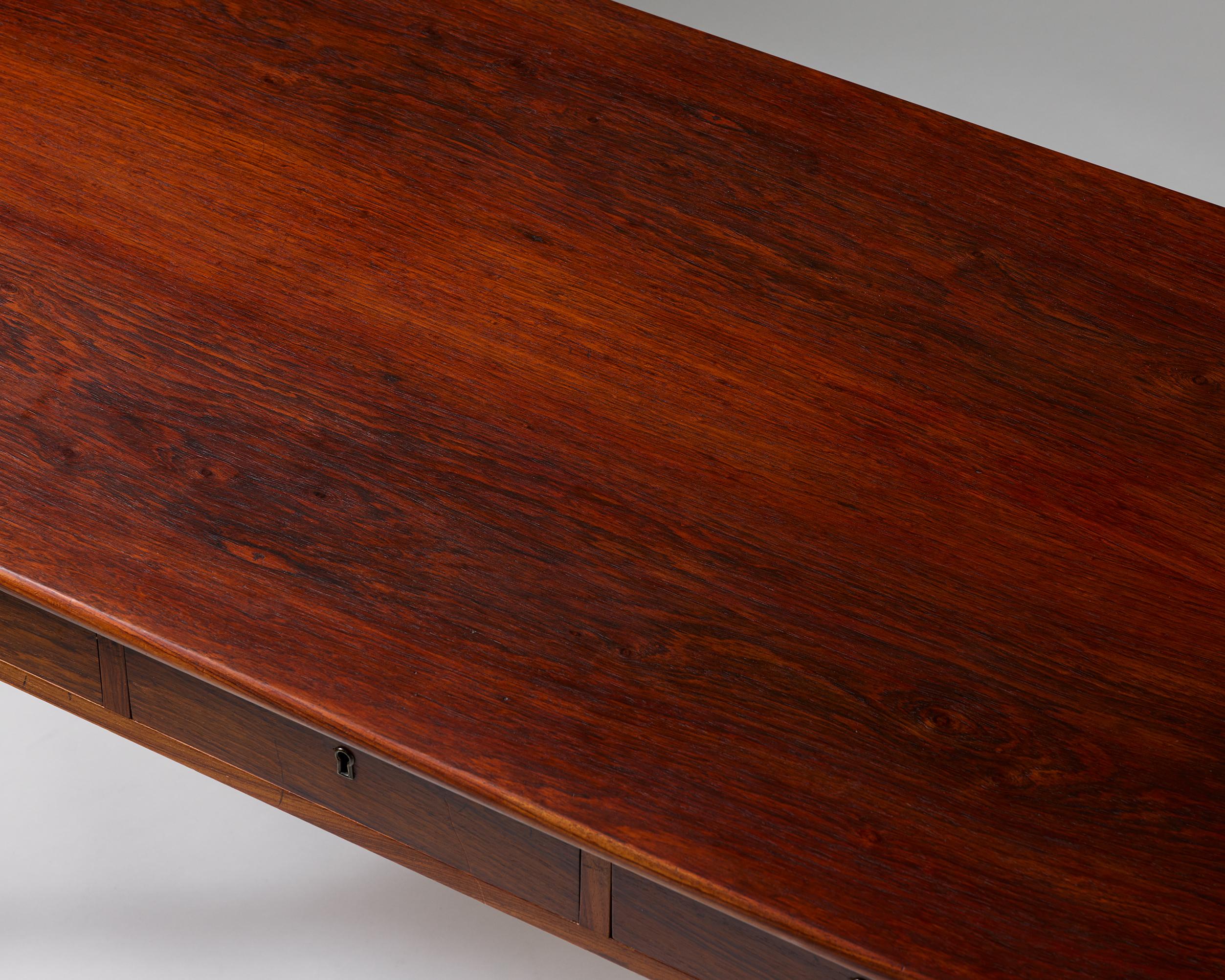 Scrivania in palissandro di Anonymous Denmark, anni 1950-60 in vendita 4