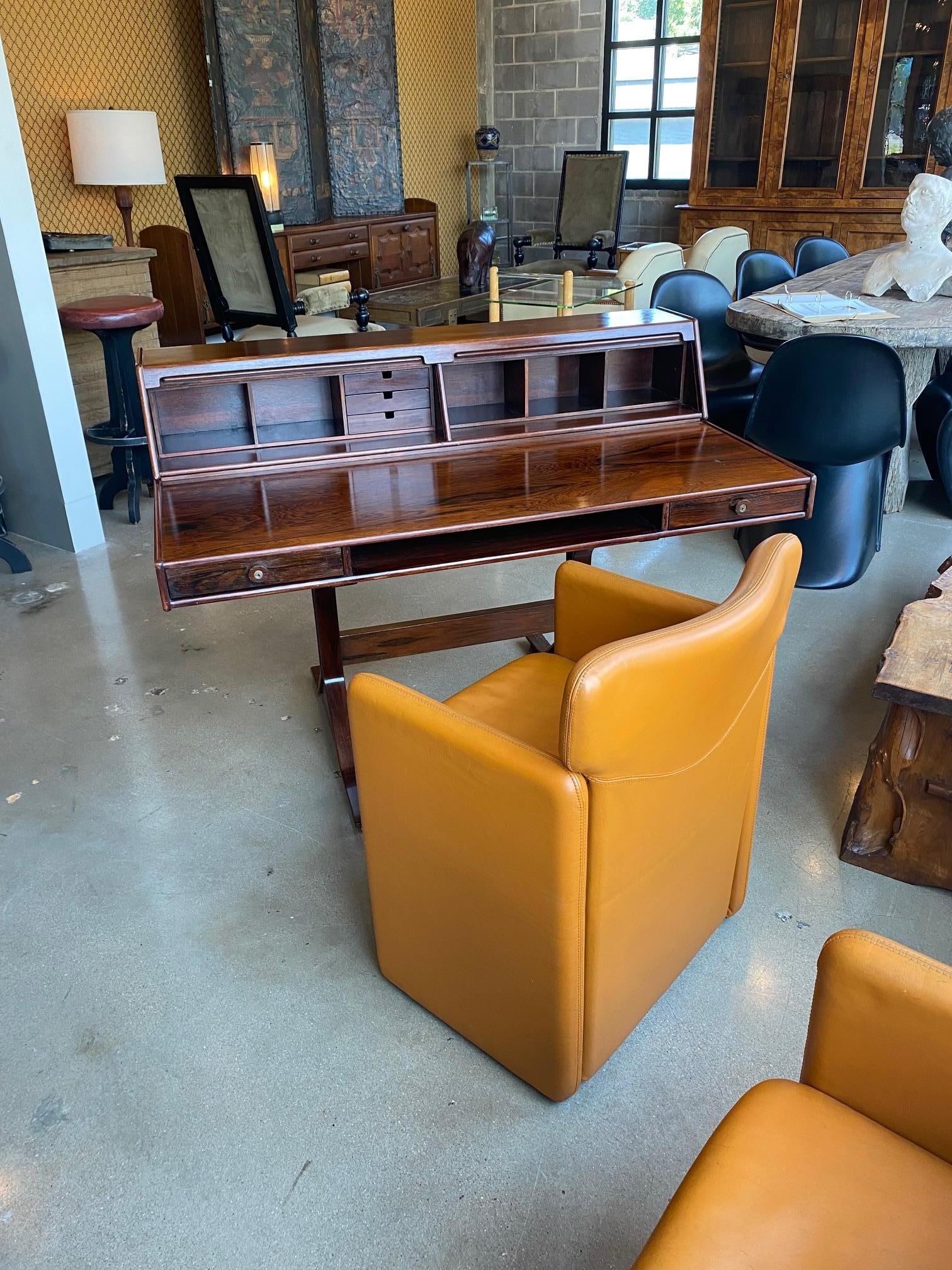 Rosewood Desk by Gianfranco Frattini, Italy, 1950's For Sale 5