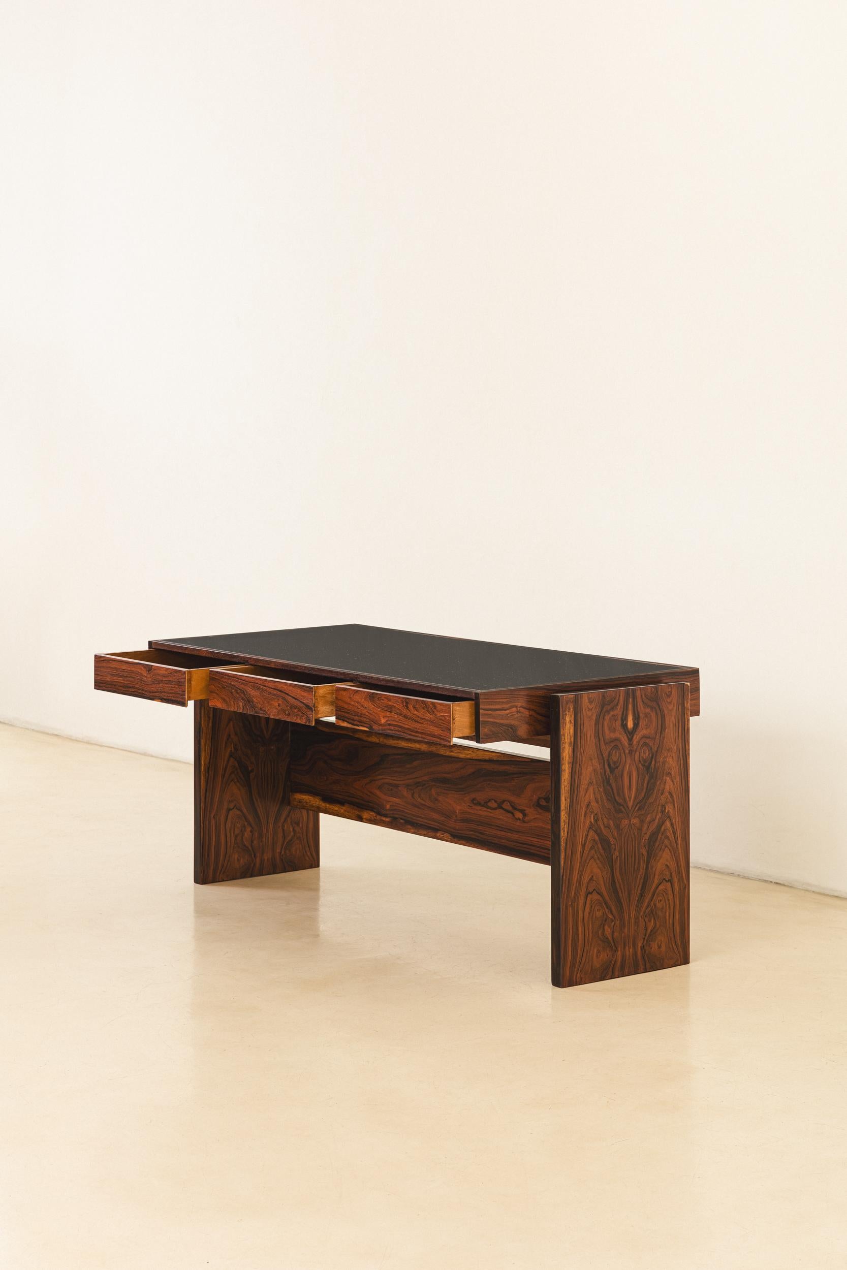 Mid-Century Modern Rosewood Desk by Joaquim Tenreiro, Bloch Editors, 1960s, Brazilian Midcentury For Sale