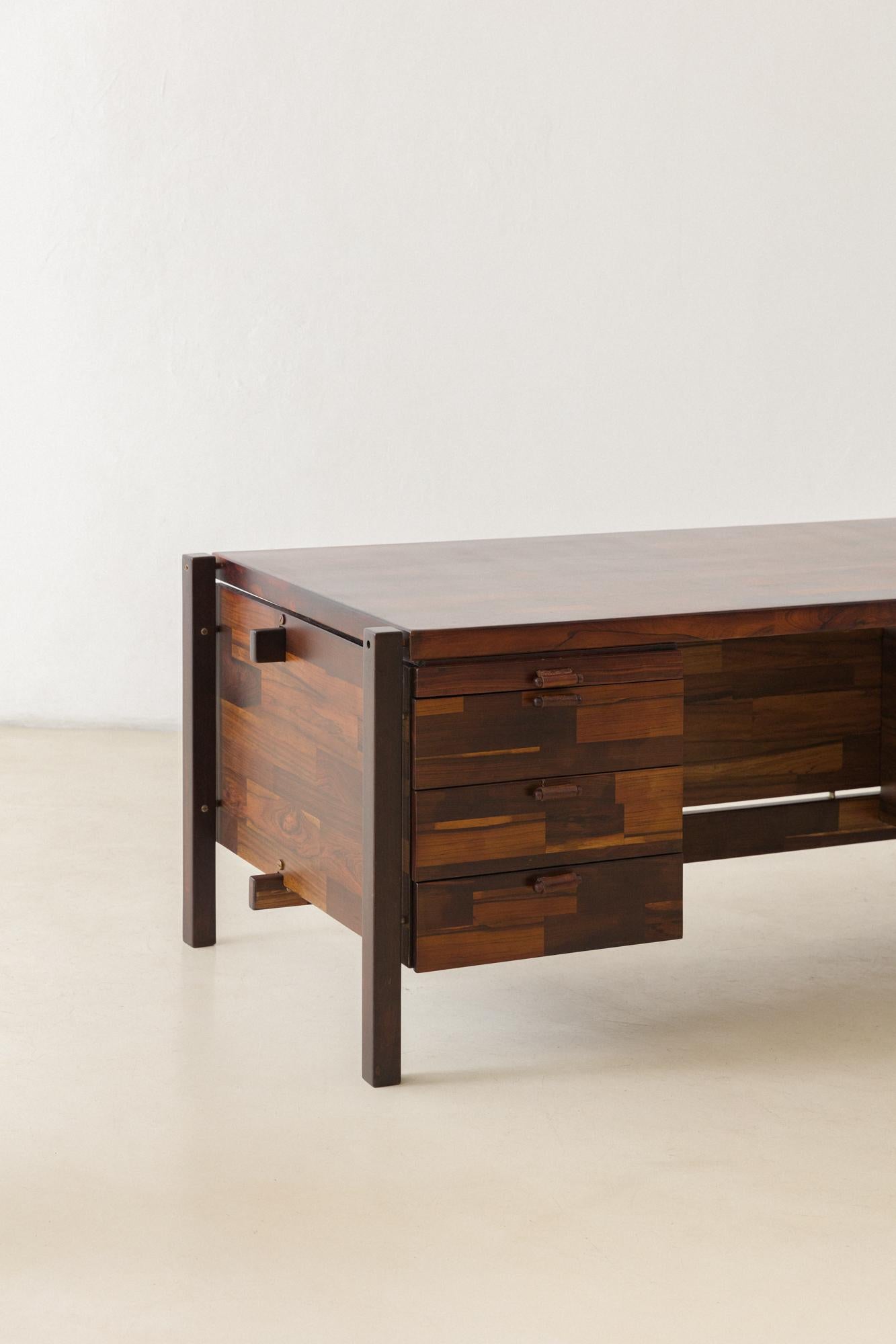 Mid-20th Century Rosewood Desk by Jorge Zalszupin, L'Atelier, 1960s, Brazilian Midcentury Modern