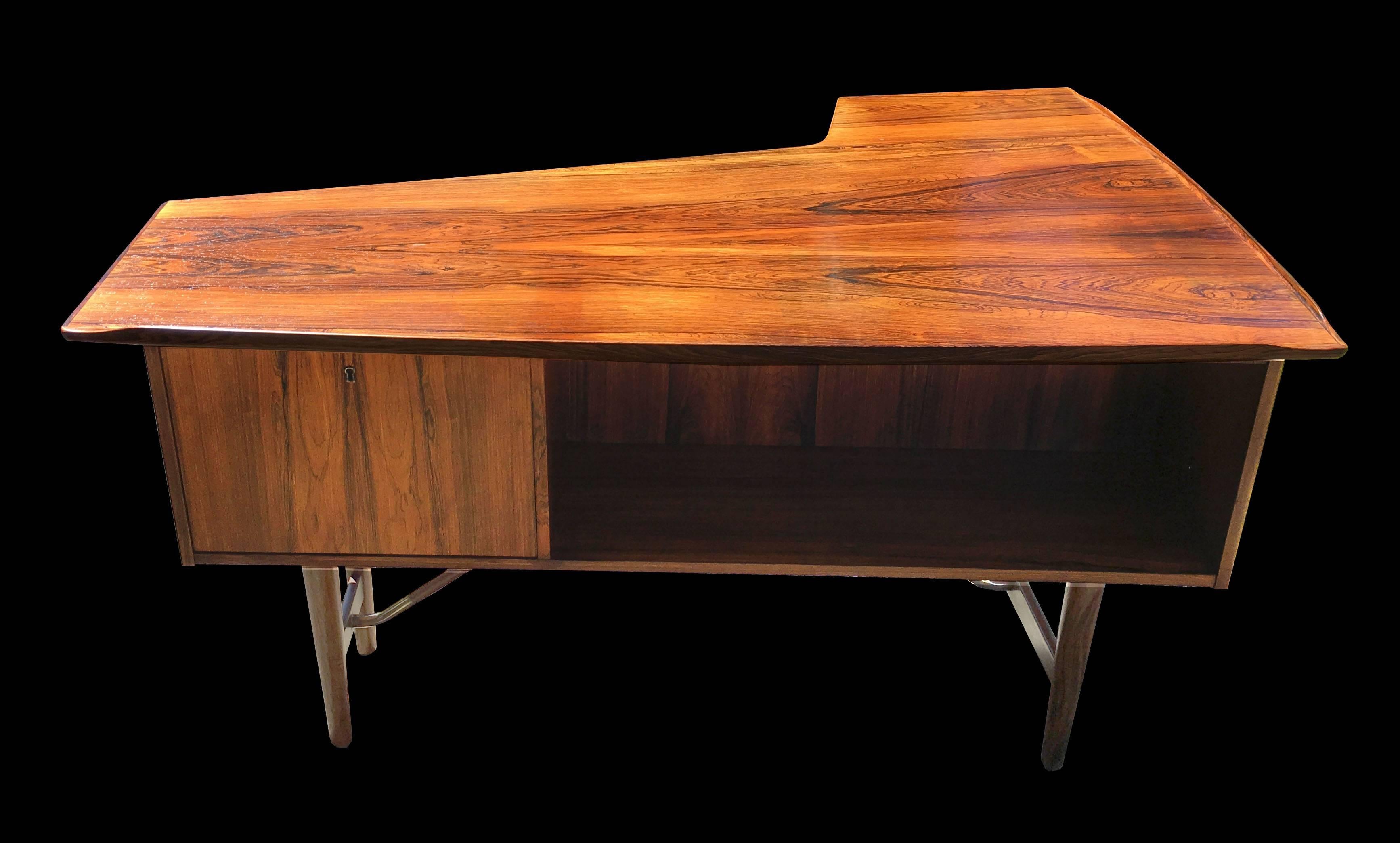 Rosewood Desk by Peter Lovig Nielsen for Hedensted Mobelfabrik In Good Condition In Little Burstead, Essex