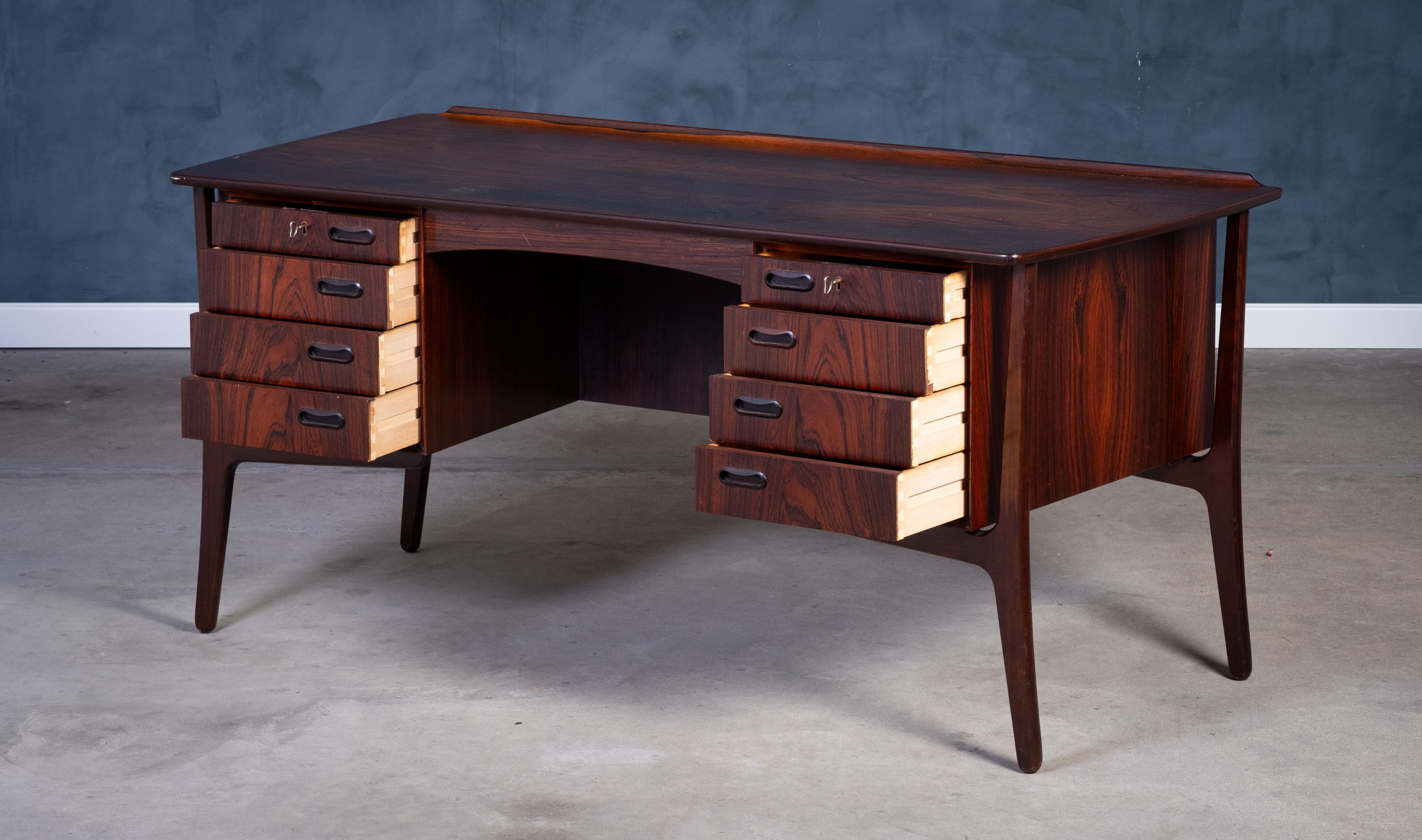 Danese Scrivania in palissandro di Svend Åge Madsen per H. & A. Hansen, anni '60 in vendita