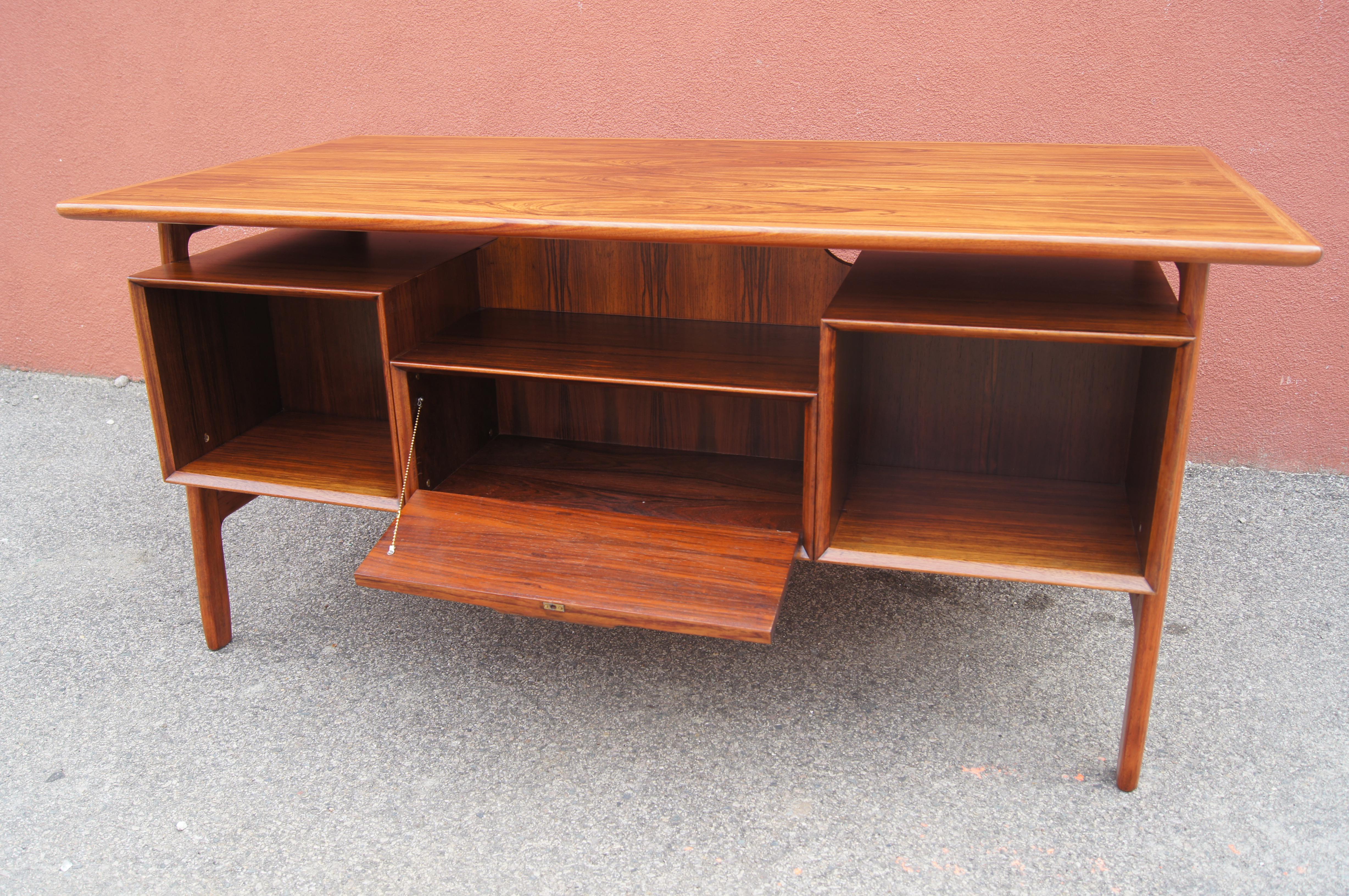 Rosewood Desk, Model 75, by Gunni Omann for Omann Jun Møbelfabrik 3