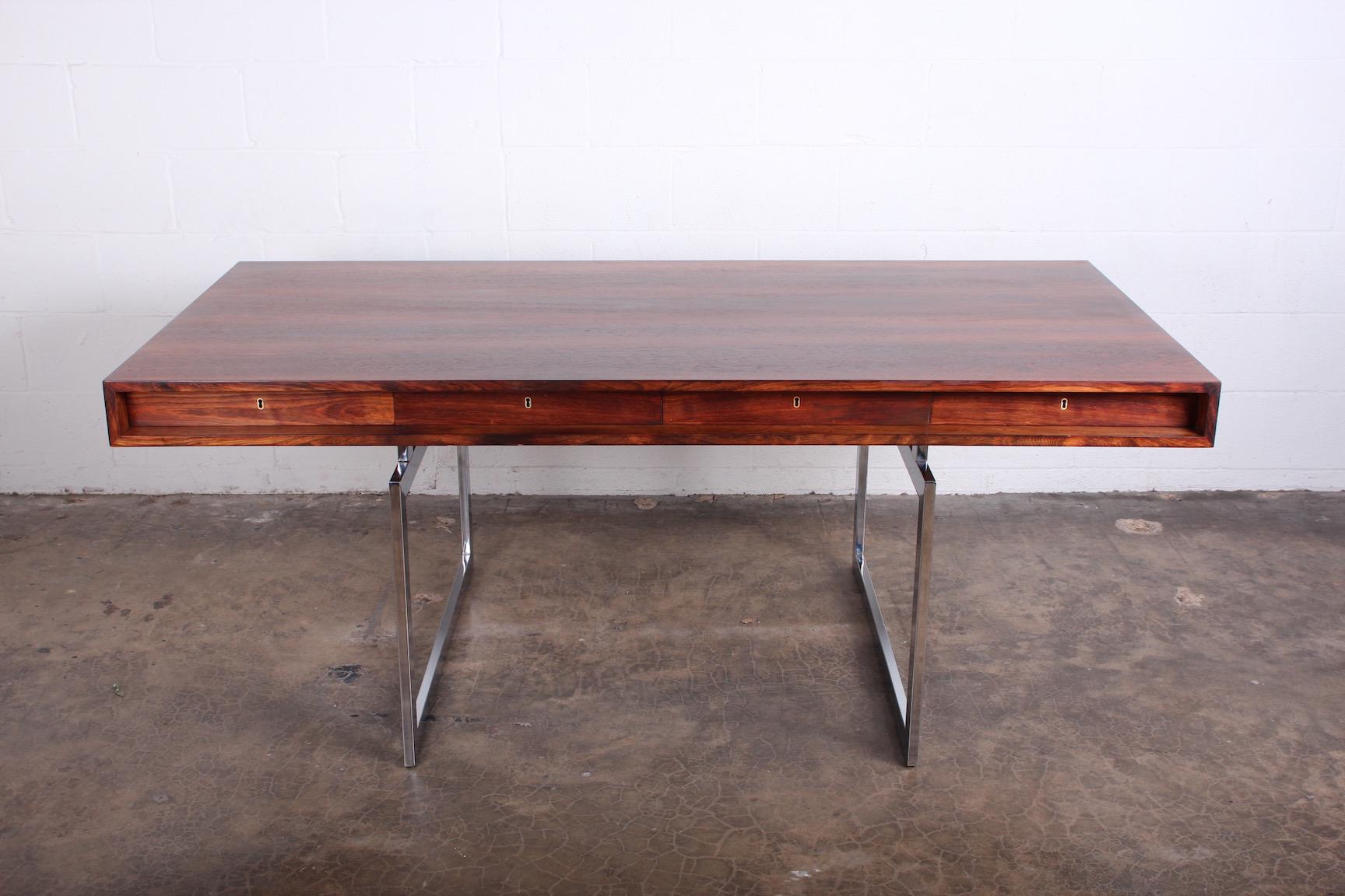 Rosewood Desk Model 901 by Bodil Kjaer for E. Pedersen & Søn In Good Condition In Dallas, TX