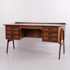 Escritorio de palisandro modelo SH 180, diseñado por Svend Åge Madsen para Sigurd Hansen Møbelfabrik