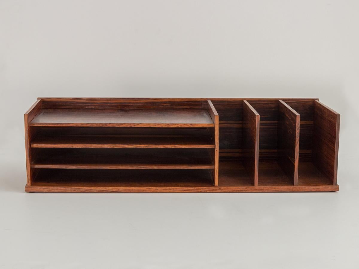 Rosewood desktop organizer from the Select Form series by Georg Petersens for Georg Petersens Møbelfabrik. Wonderful rosewood selection is evident throughout the shelves and case. Divided into flat file and vertical file sections, a compact solution
