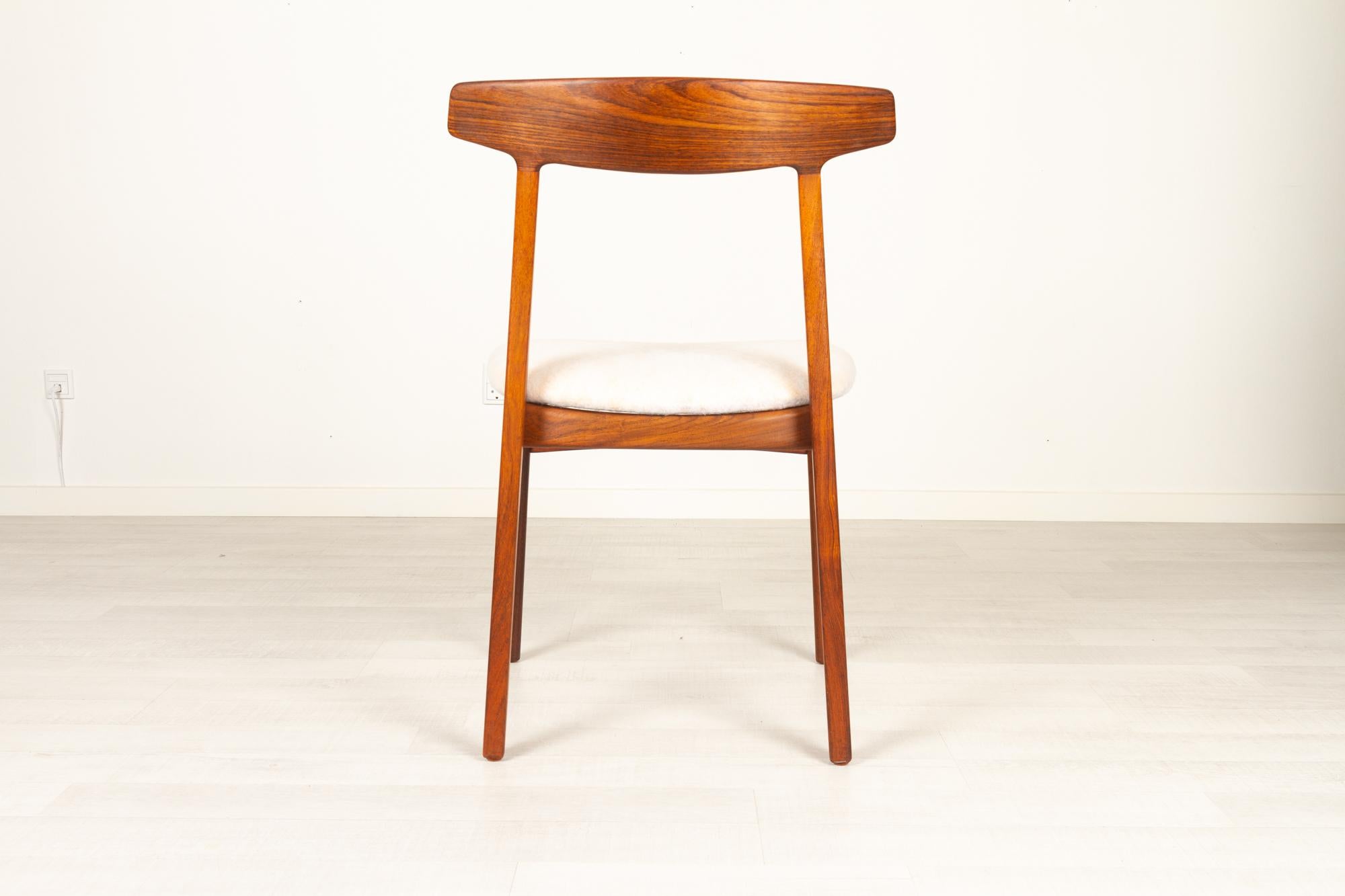 Rosewood Dining Chairs by Henning Kjærnulf for Bruno Hansen, 1960s, Set of 6 3