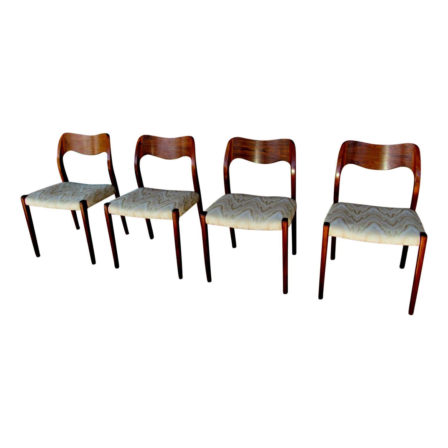 Model 71 rosewood dining chairs by Niels O. Møller for J. L. Møllers, 1951. This set of six model 71 dining chairs made from solid Rio-palisander (rosewood) was designed in 1951 by Niels Otto Møller and produced by J. L. Møllers Møbelfabrik in the