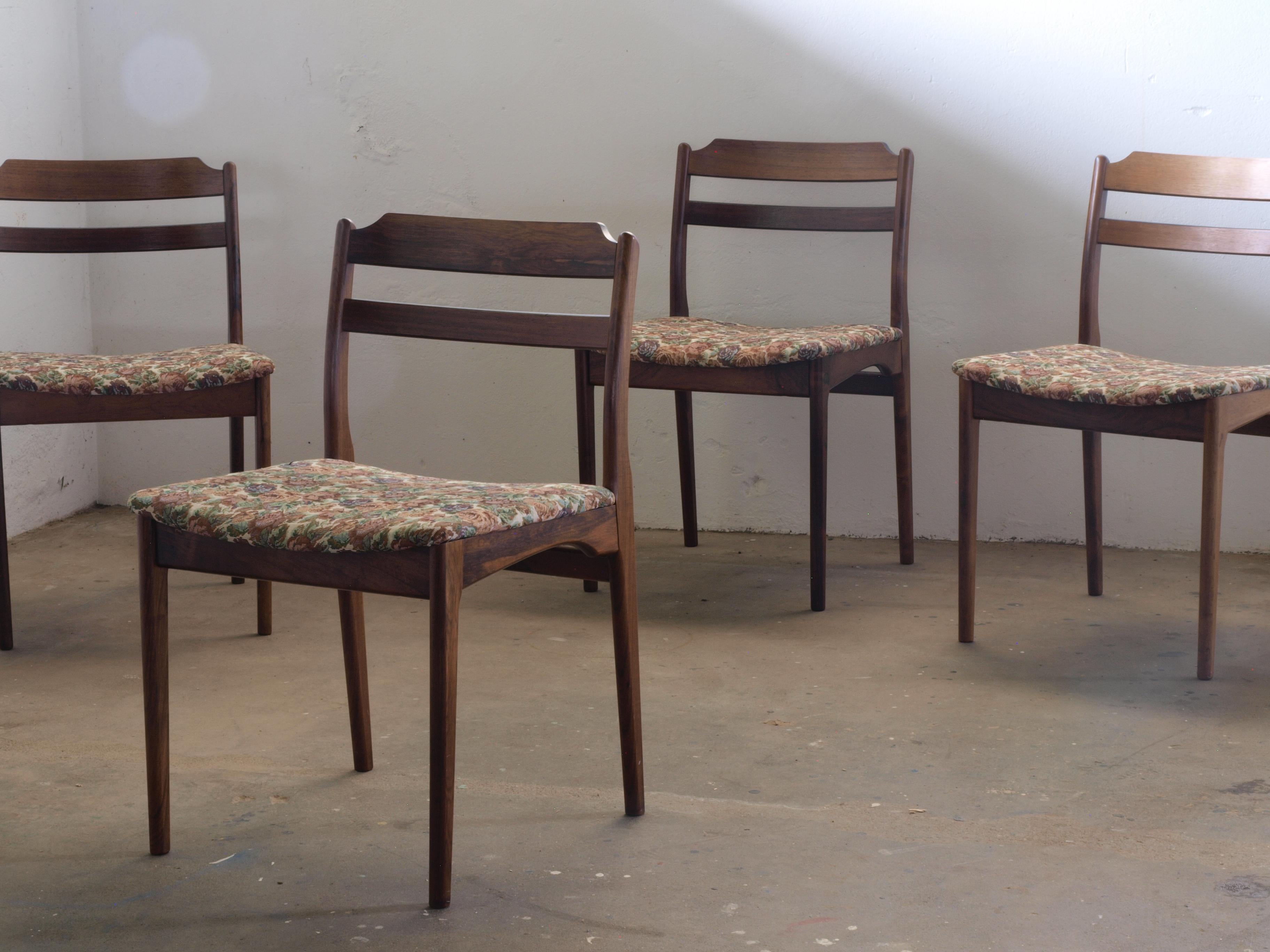 Mid-Century Modern Rosewood Dining Chairs Denmark Thorsø Stole og Møbelfabrik For Sale